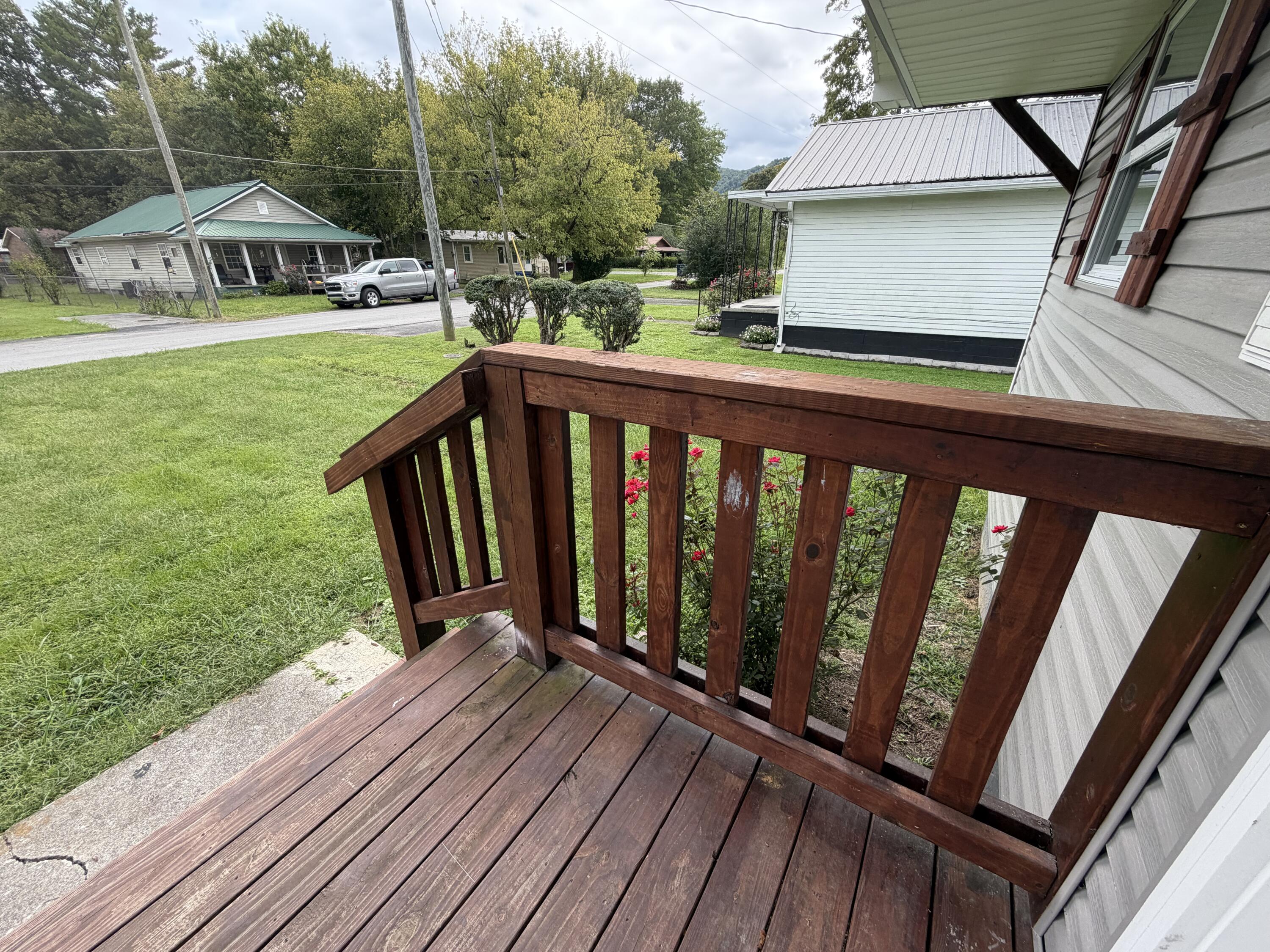 1801 & 1801 1/2 Exeter Avenue Property Photo 25