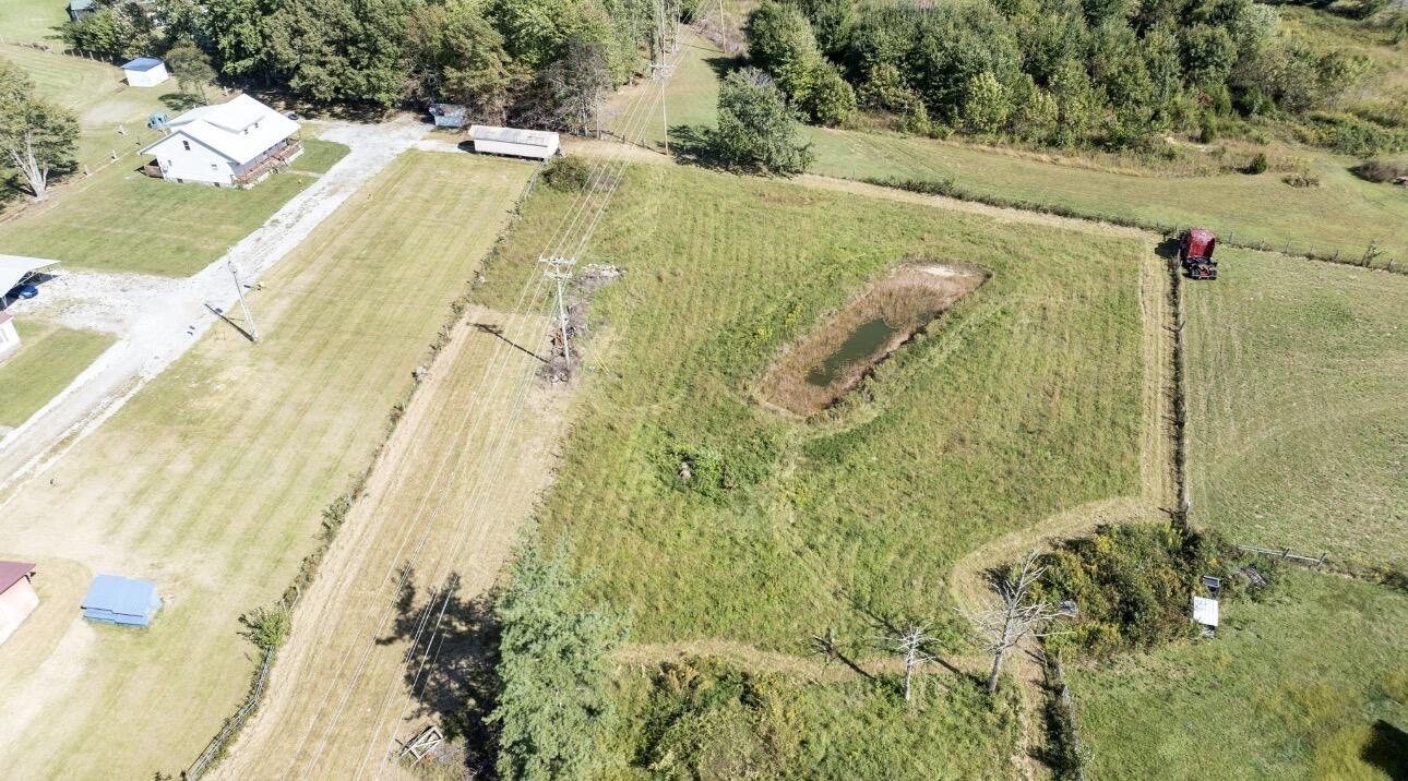 134 Greer Lane Property Photo 7