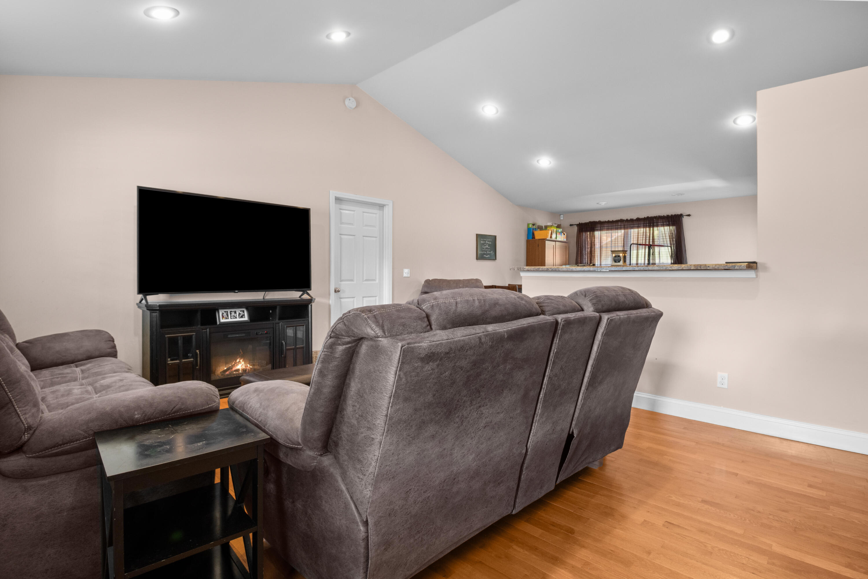 1352 E Pittsburg Church Road Property Photo 37