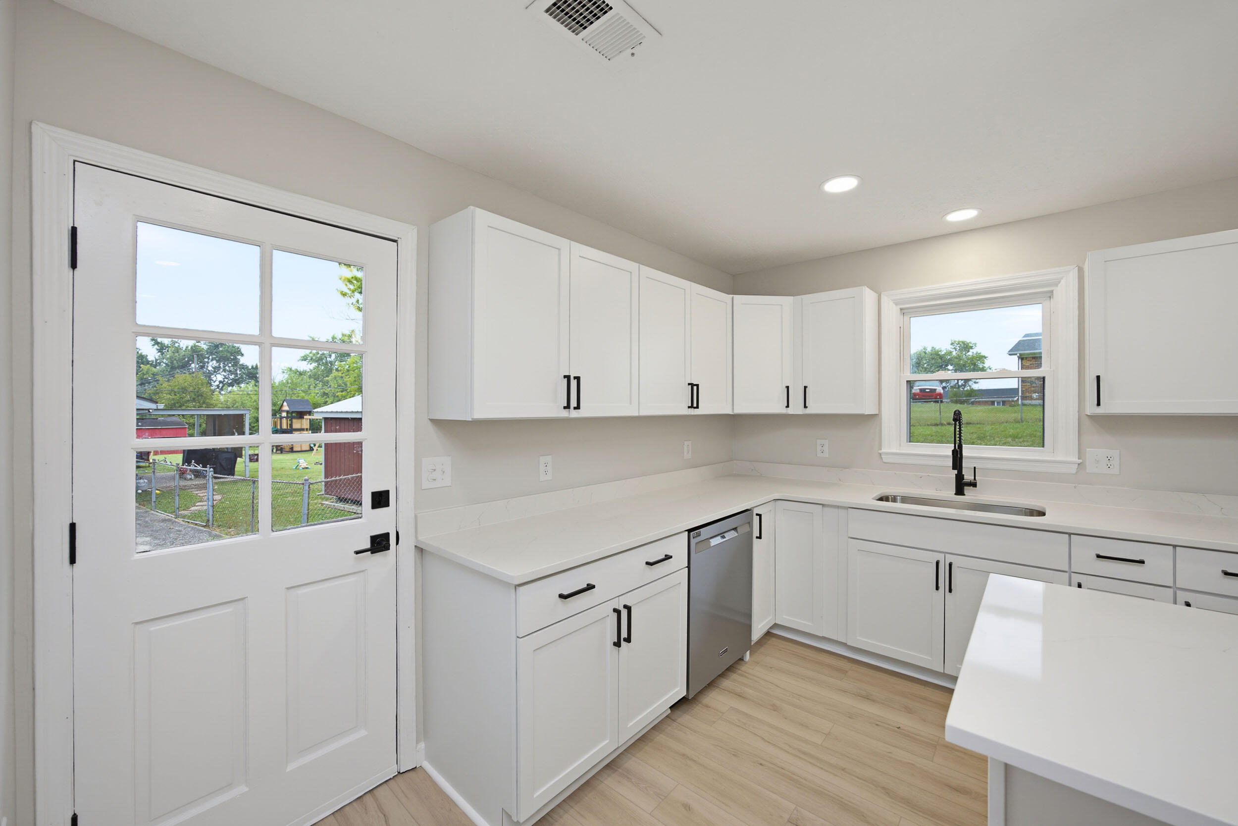 229 Lynn Drive Property Photo 17