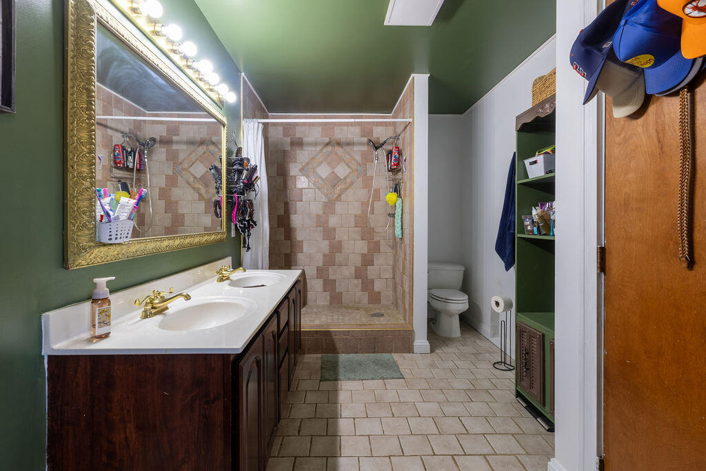 1136 Rayburn Drive Property Photo 21