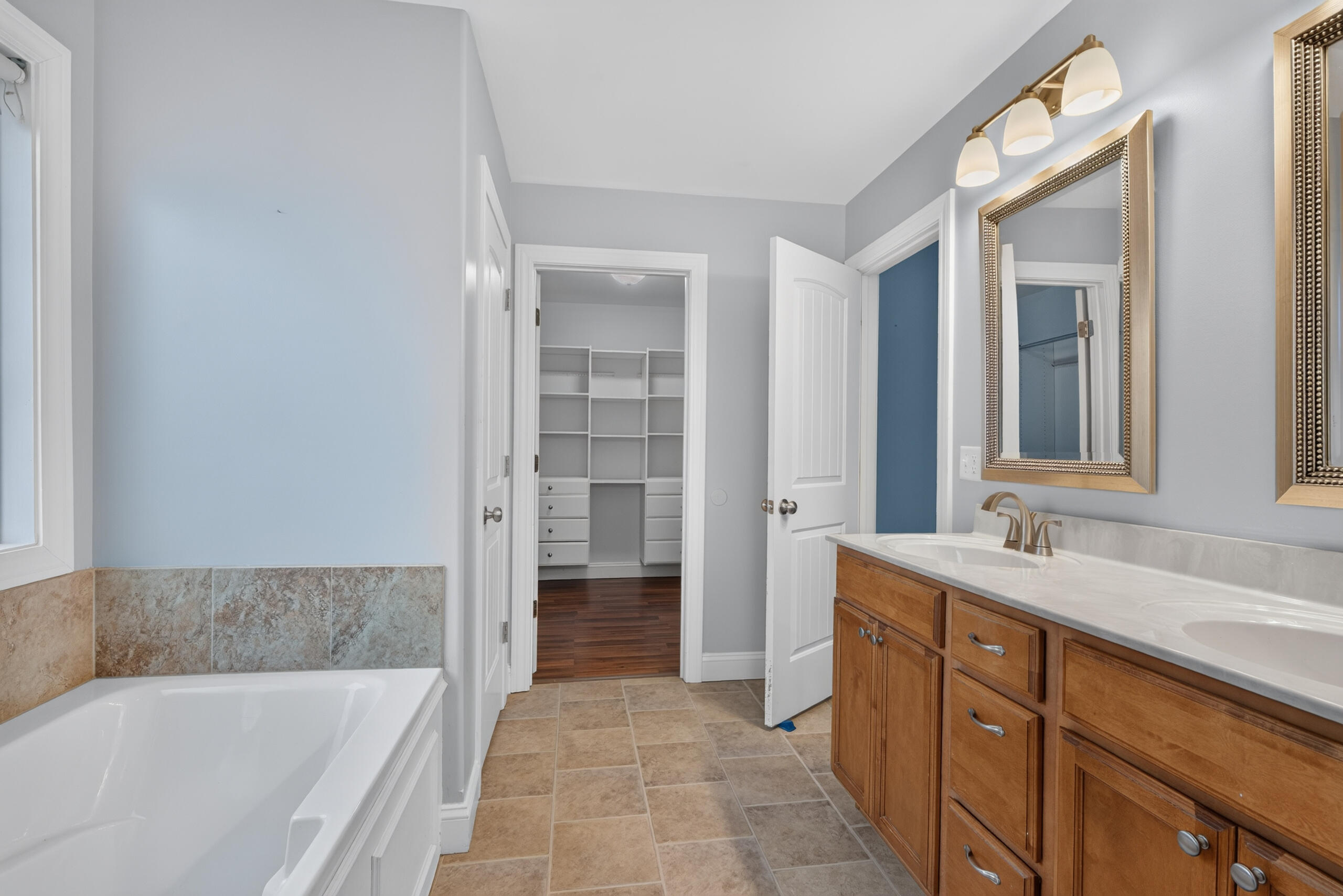 7020 Charismatic Court Property Photo 27