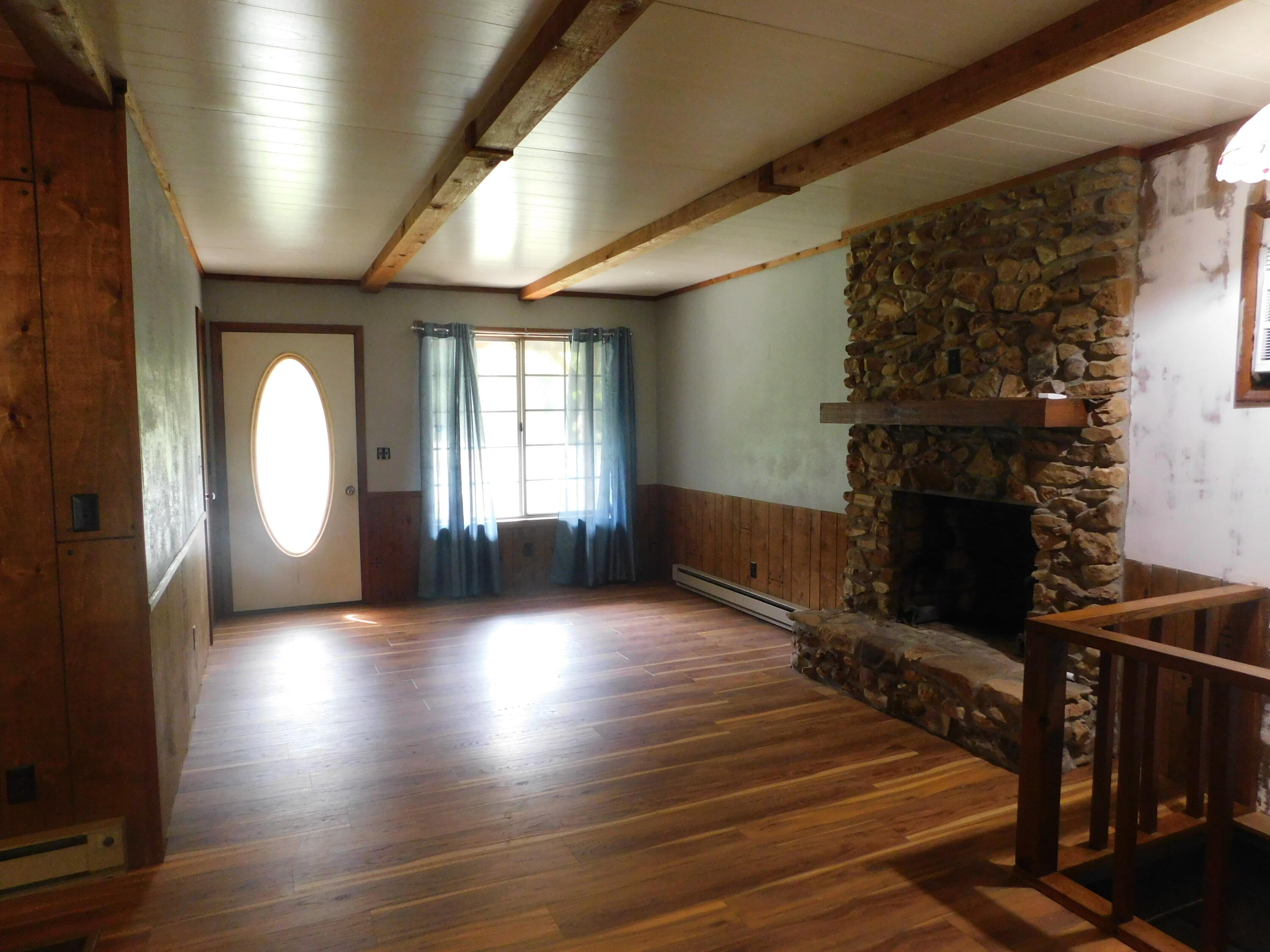 2064 Martin Chapel Road Property Photo 3