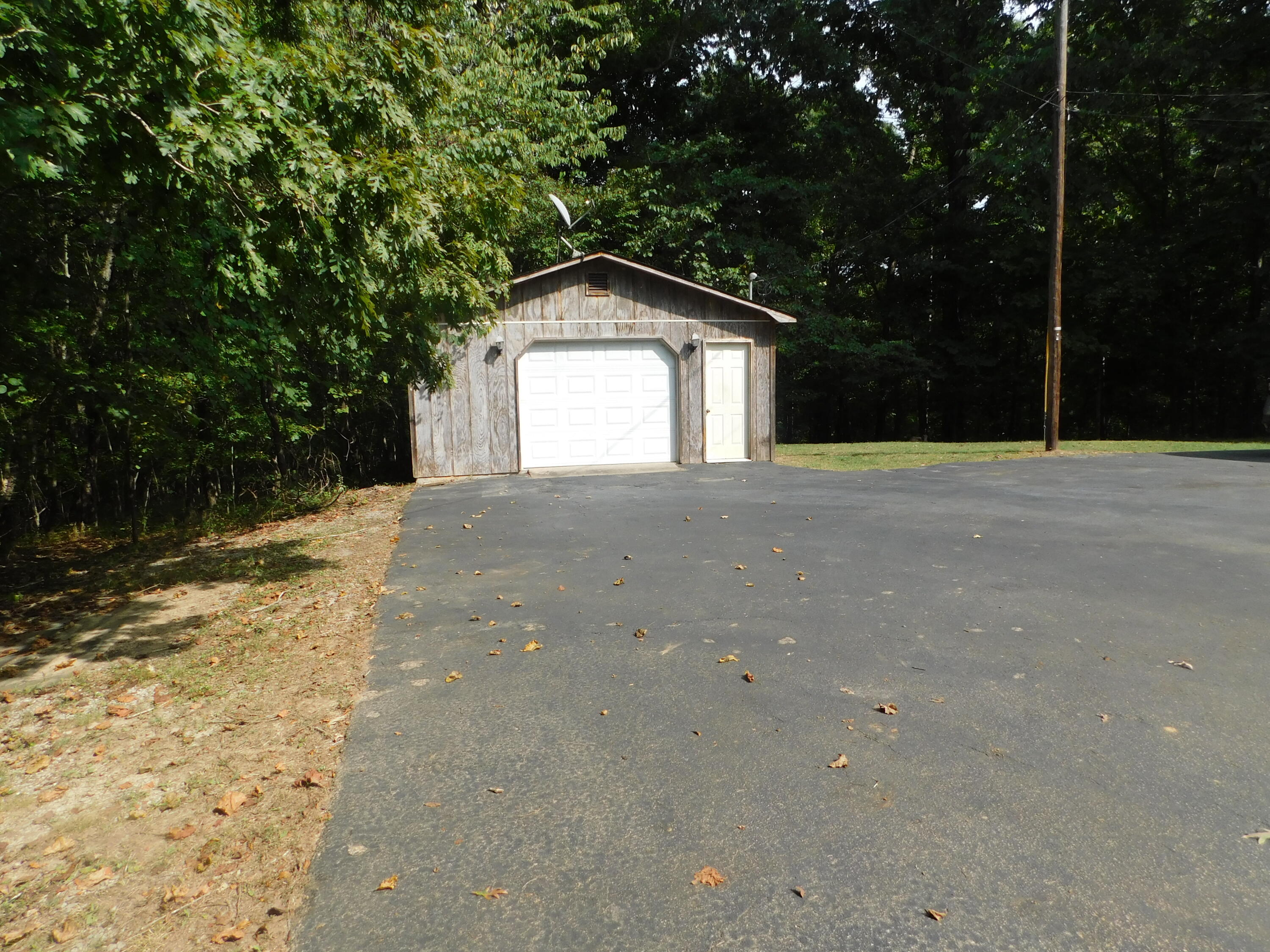 2064 Martin Chapel Road Property Photo 36