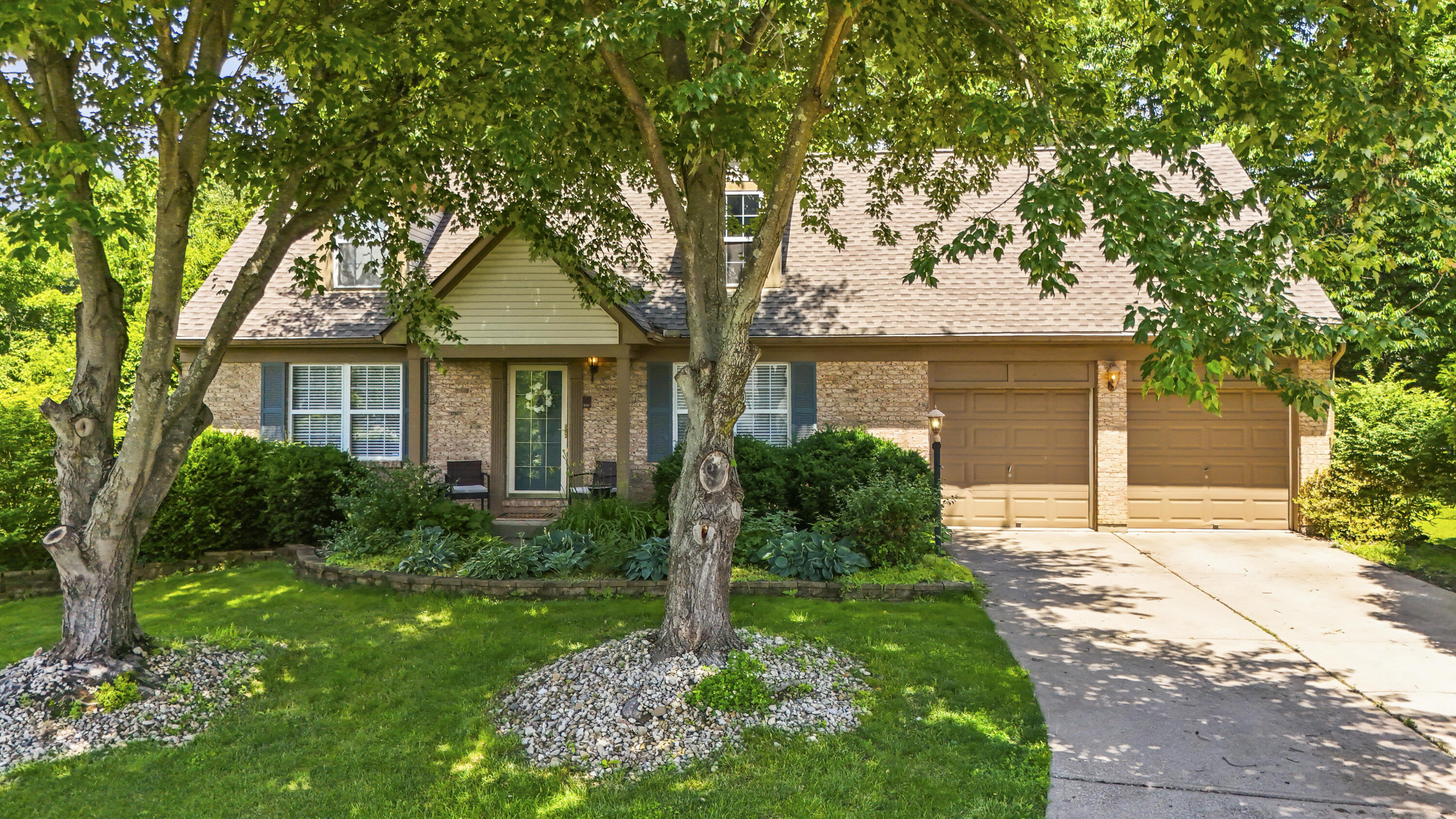 2951 Babbling Brook Way Property Photo 1