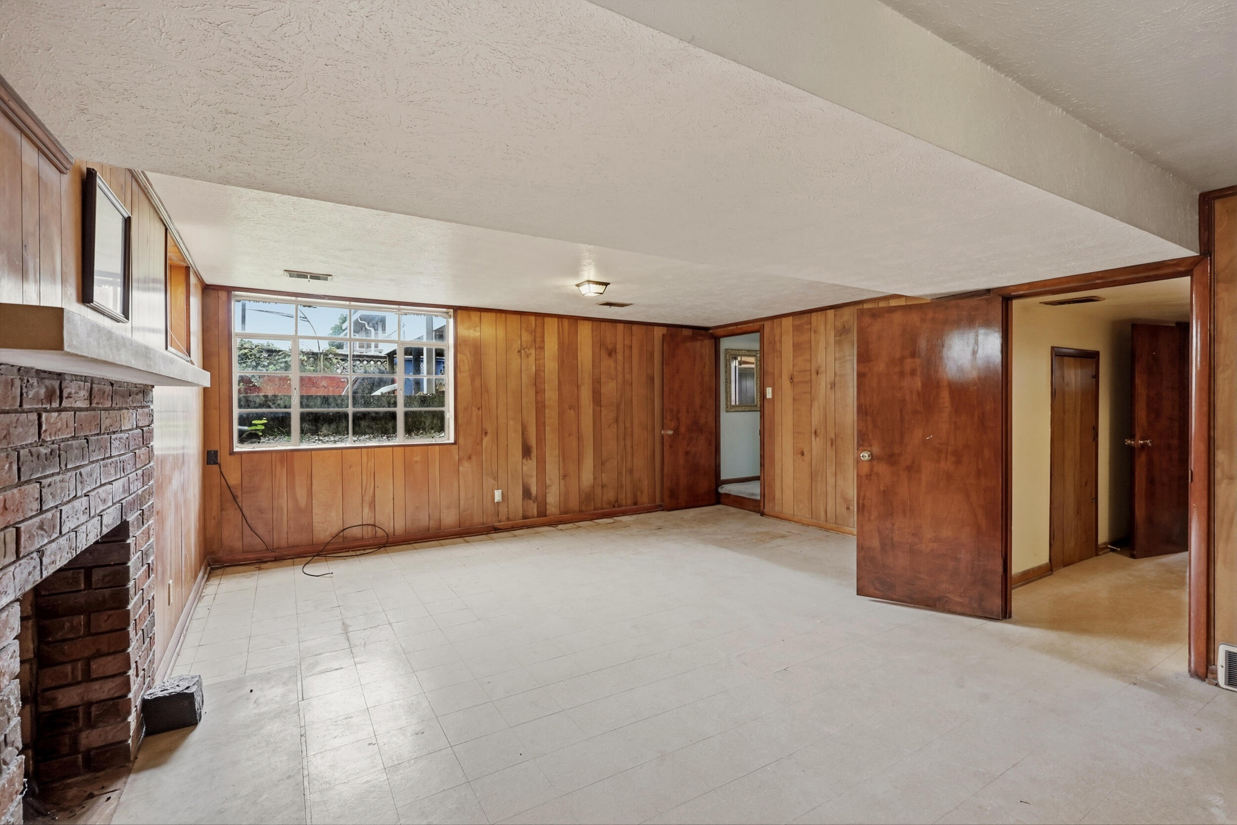 1715 Harrogate Road Property Photo 23
