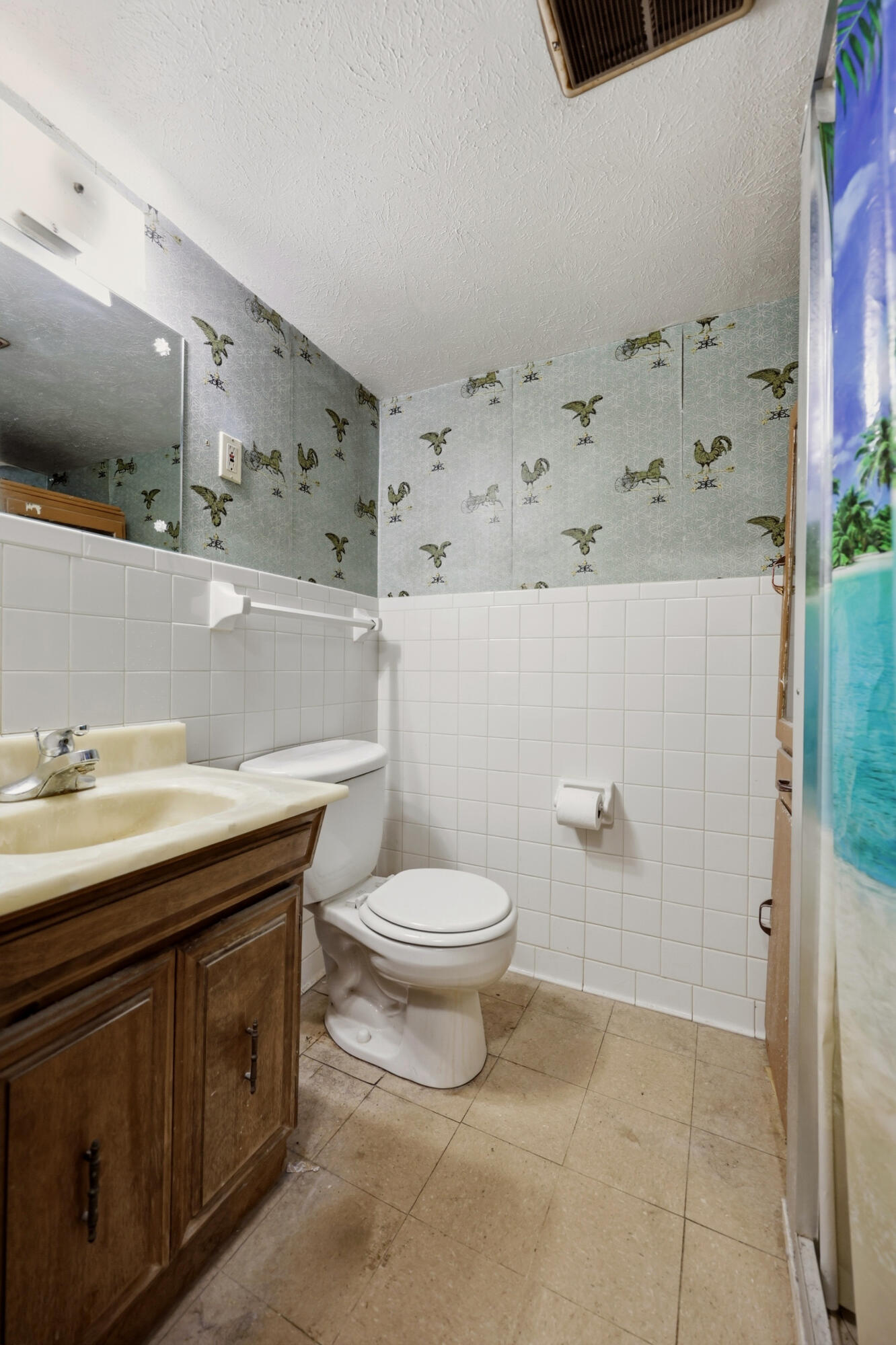 1715 Harrogate Road Property Photo 25