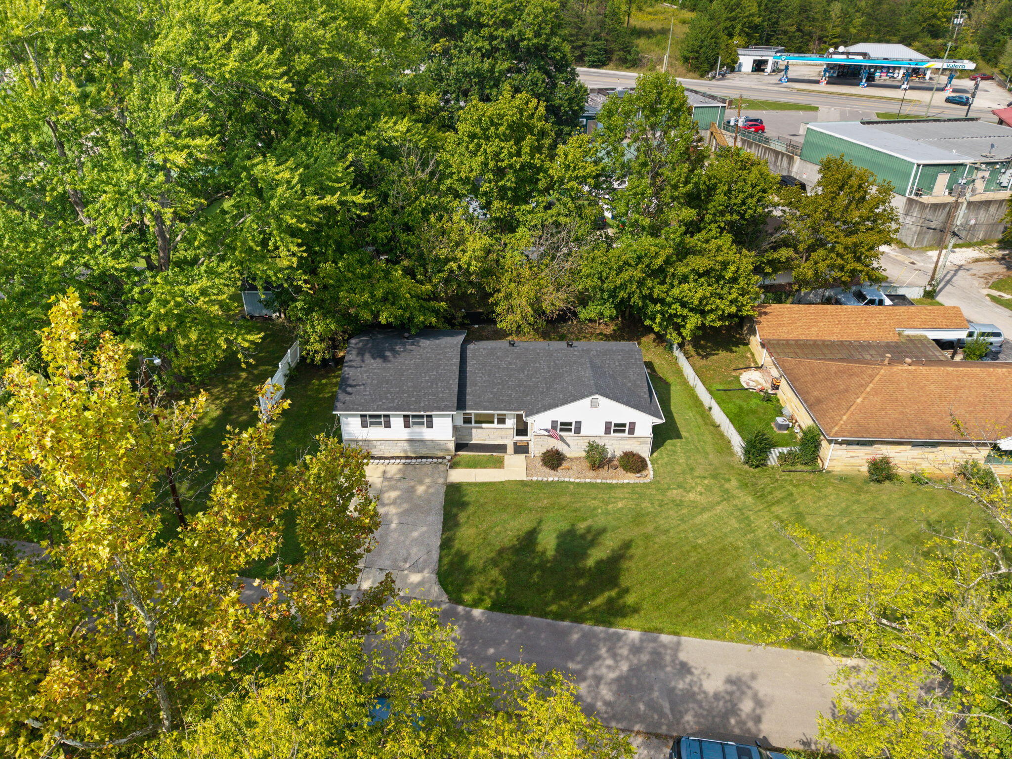 408 S Willow Drive Property Photo 45