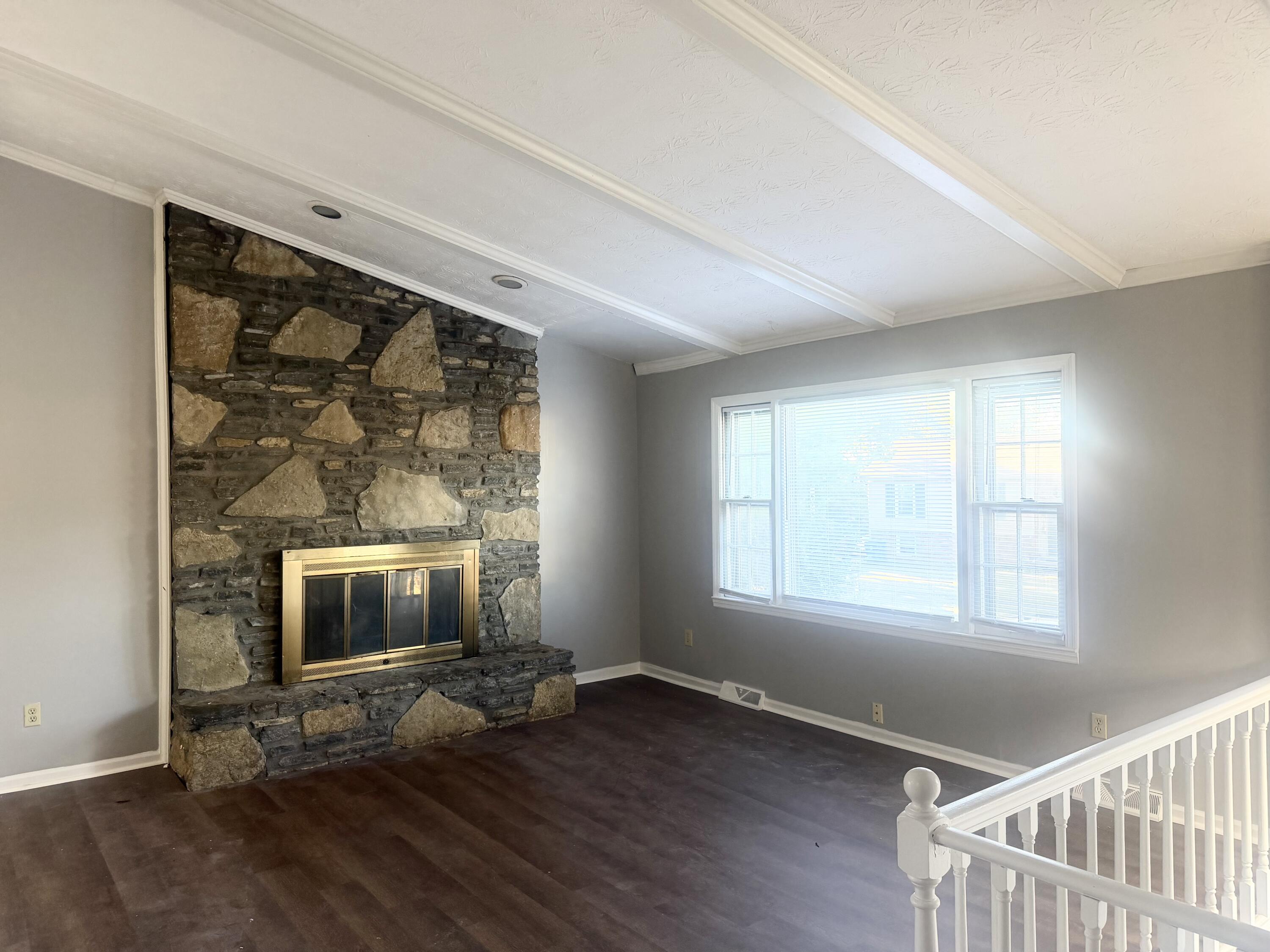 3872 Hidden Springs Drive Property Photo 3