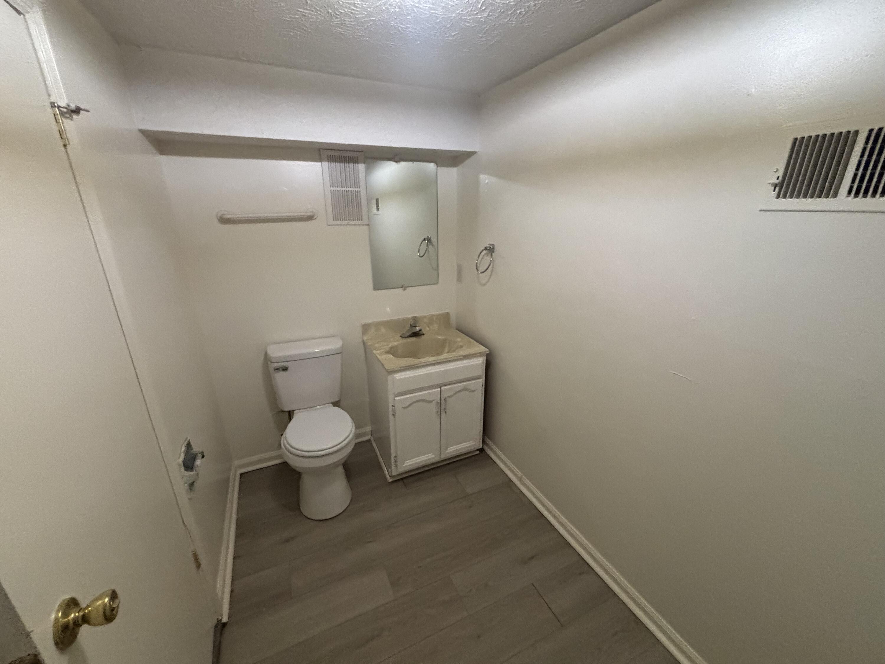 312 Garden Park Drive Property Photo 13