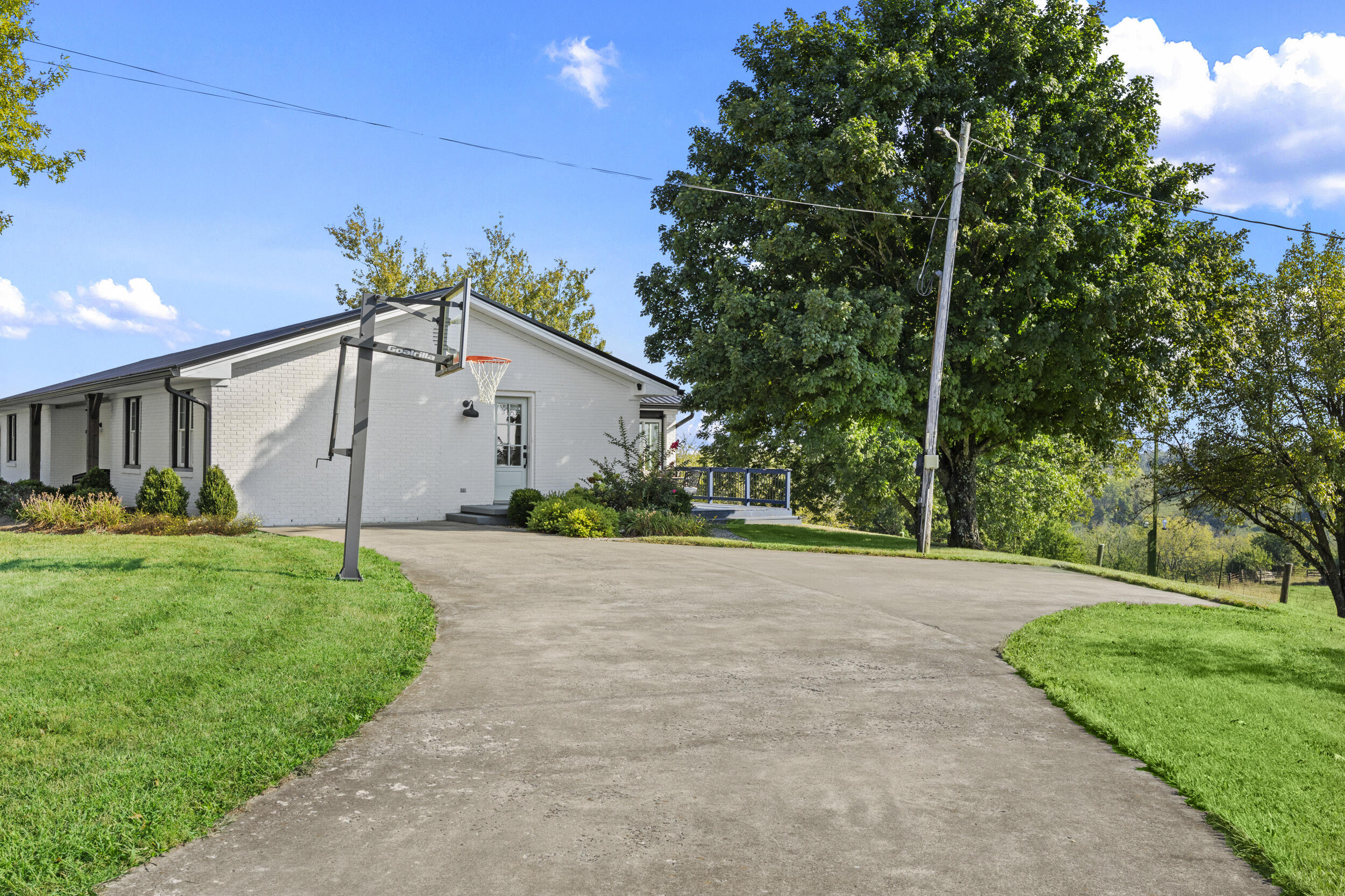 1039 Cole Road Property Photo 7