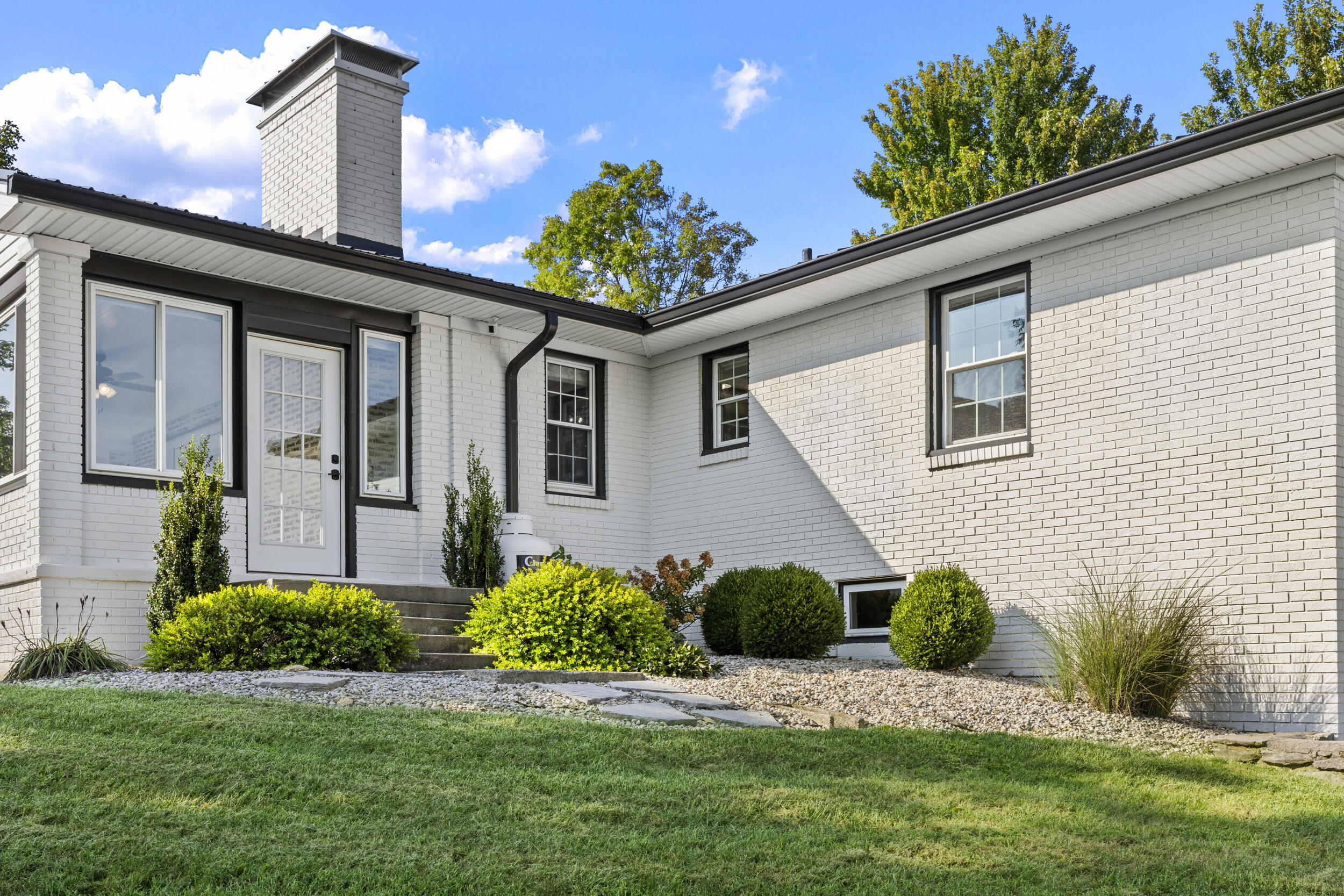 1039 Cole Road Property Photo 8