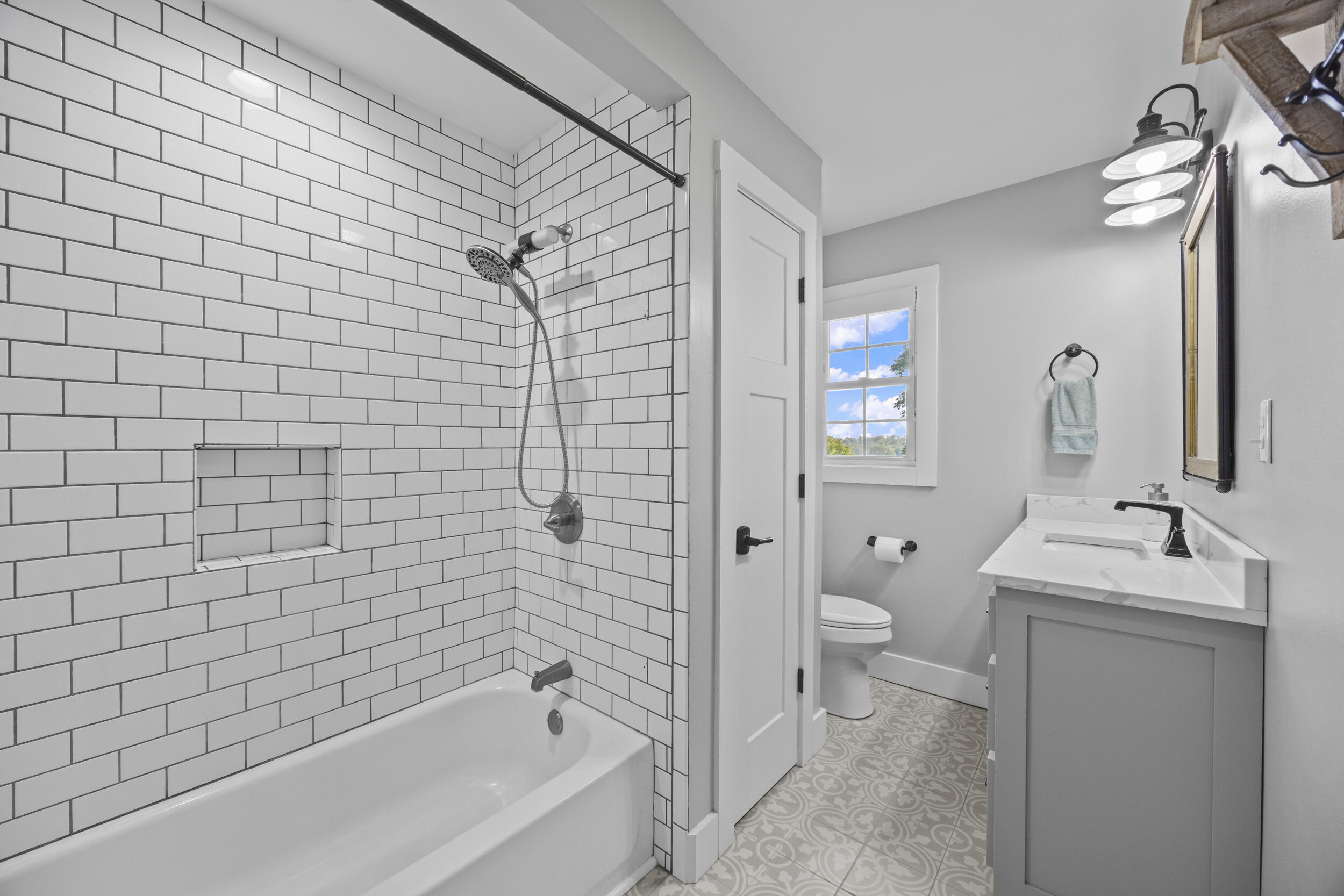 1039 Cole Road Property Photo 38