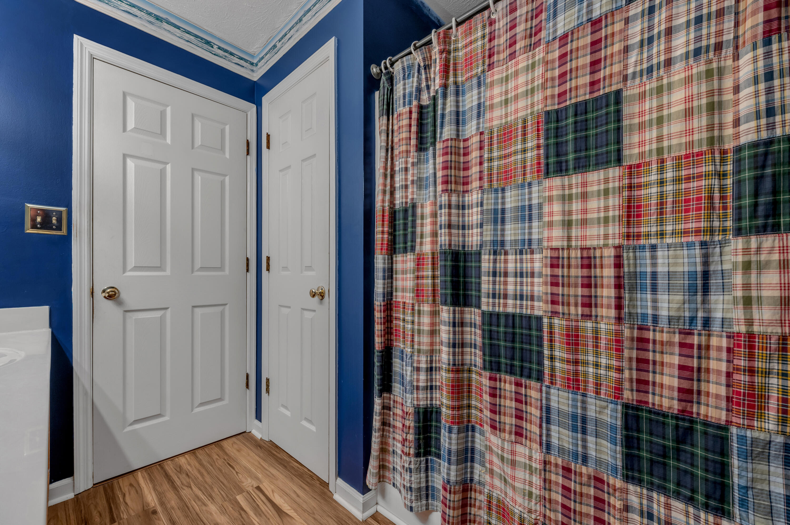 4664 Hathway Drive Property Photo 13