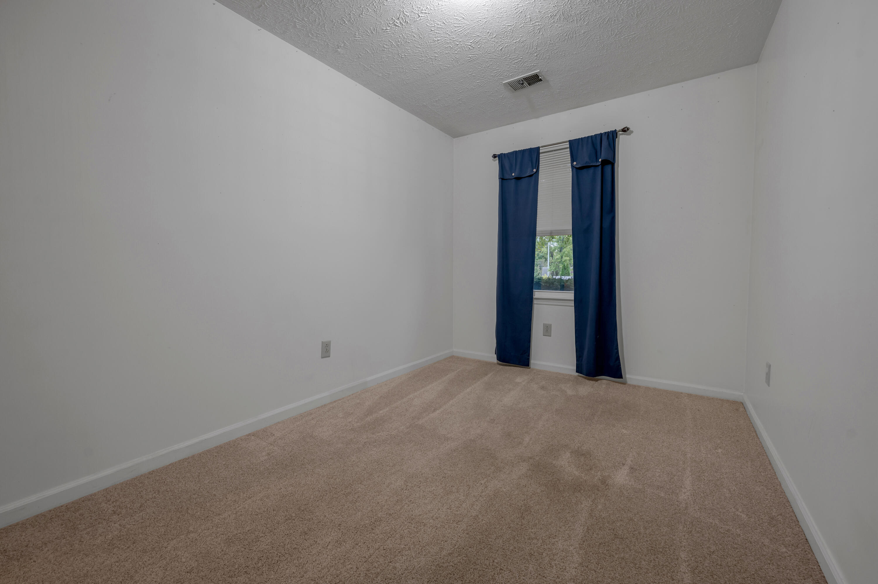 4664 Hathway Drive Property Photo 20