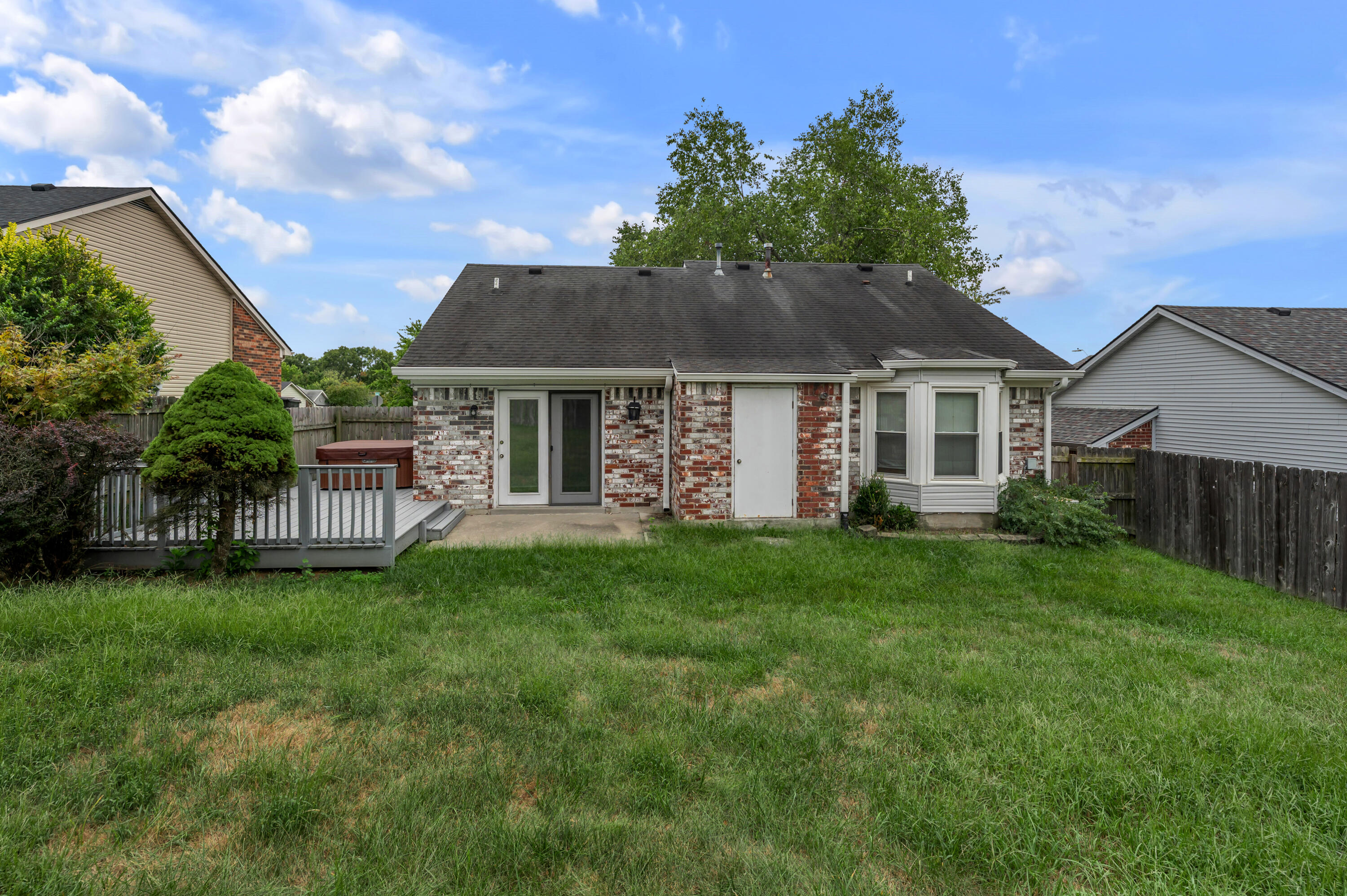 4664 Hathway Drive Property Photo 32