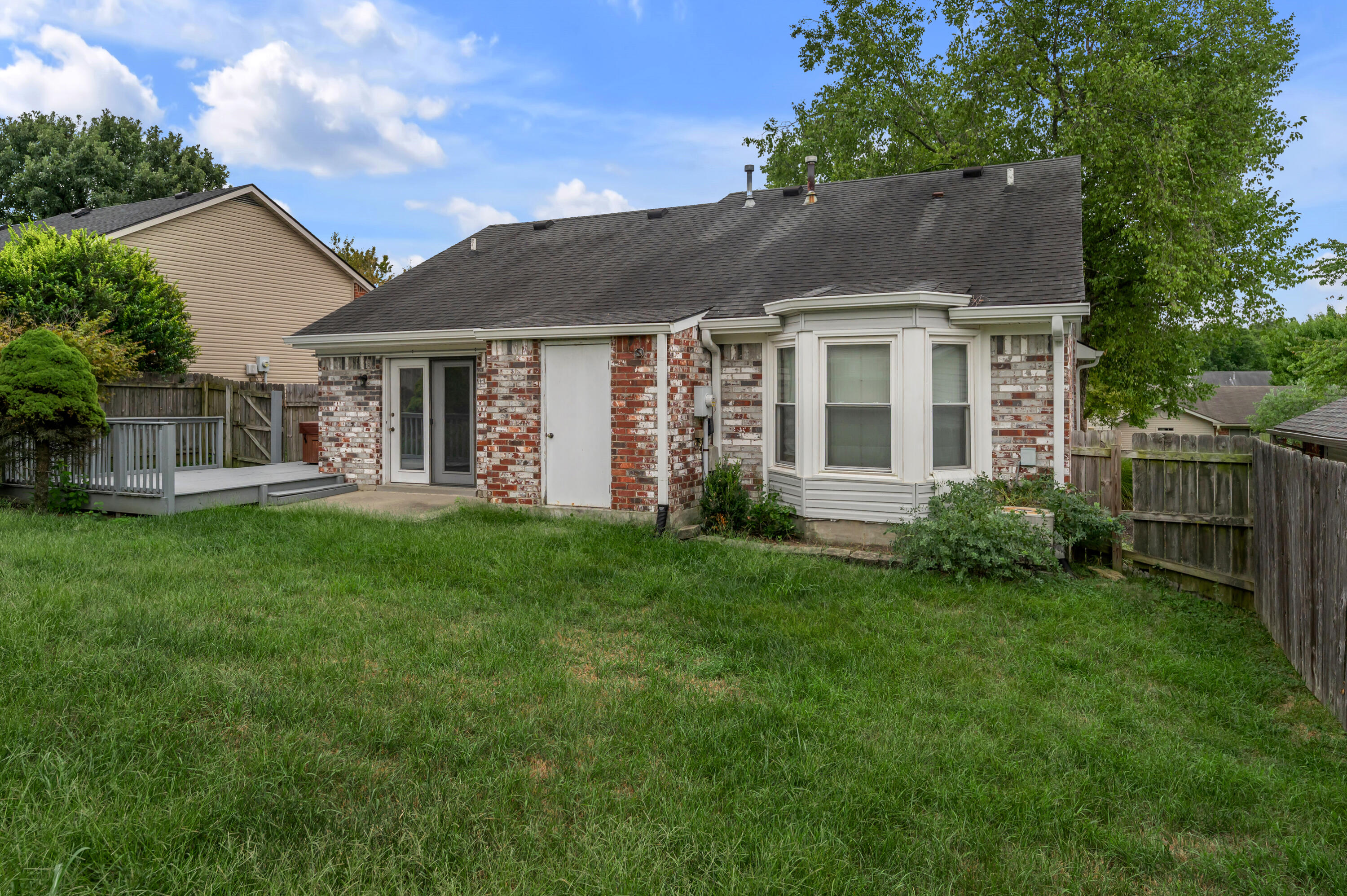 4664 Hathway Drive Property Photo 34