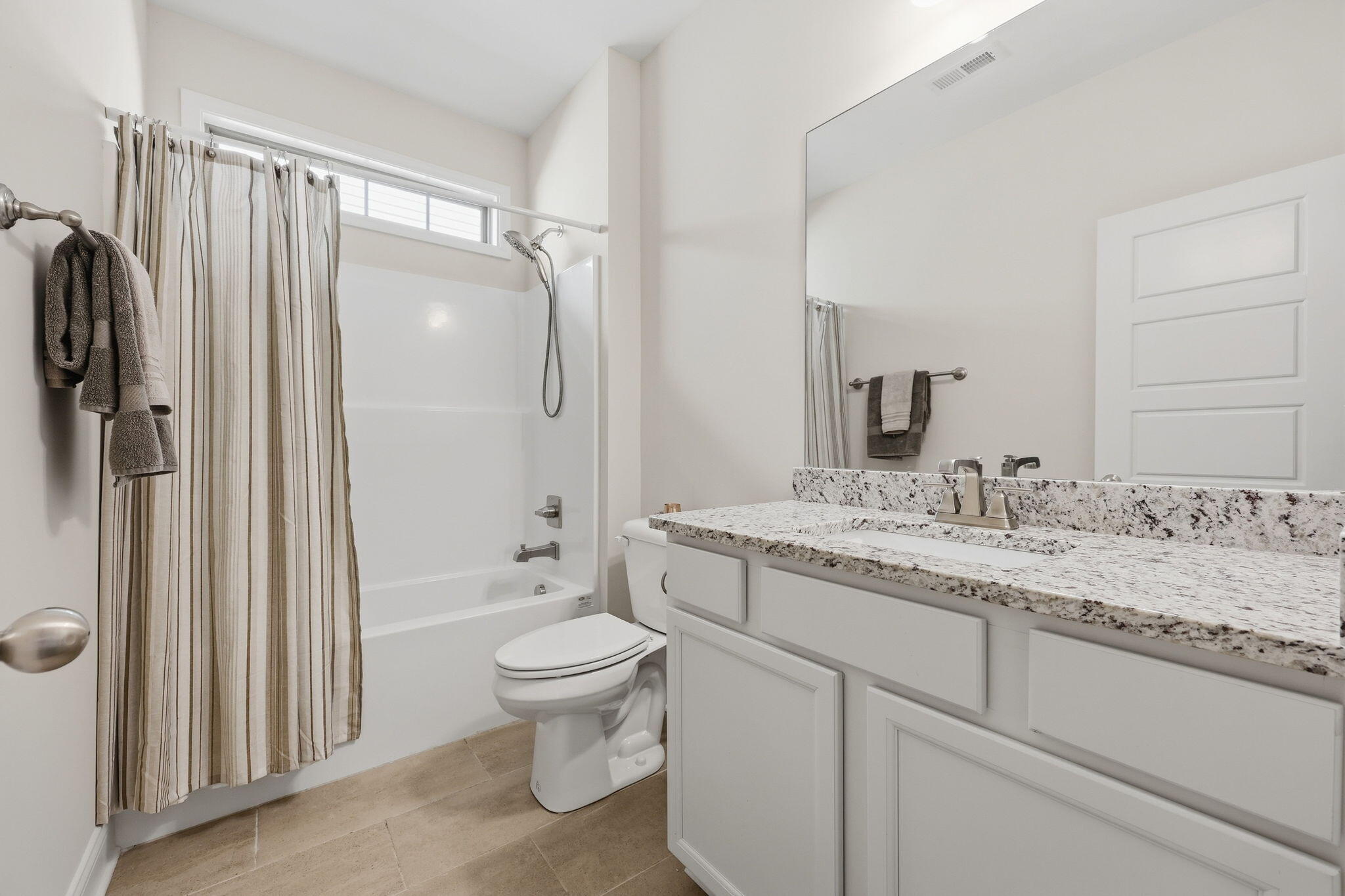 2213 Clematis Way Property Photo 13