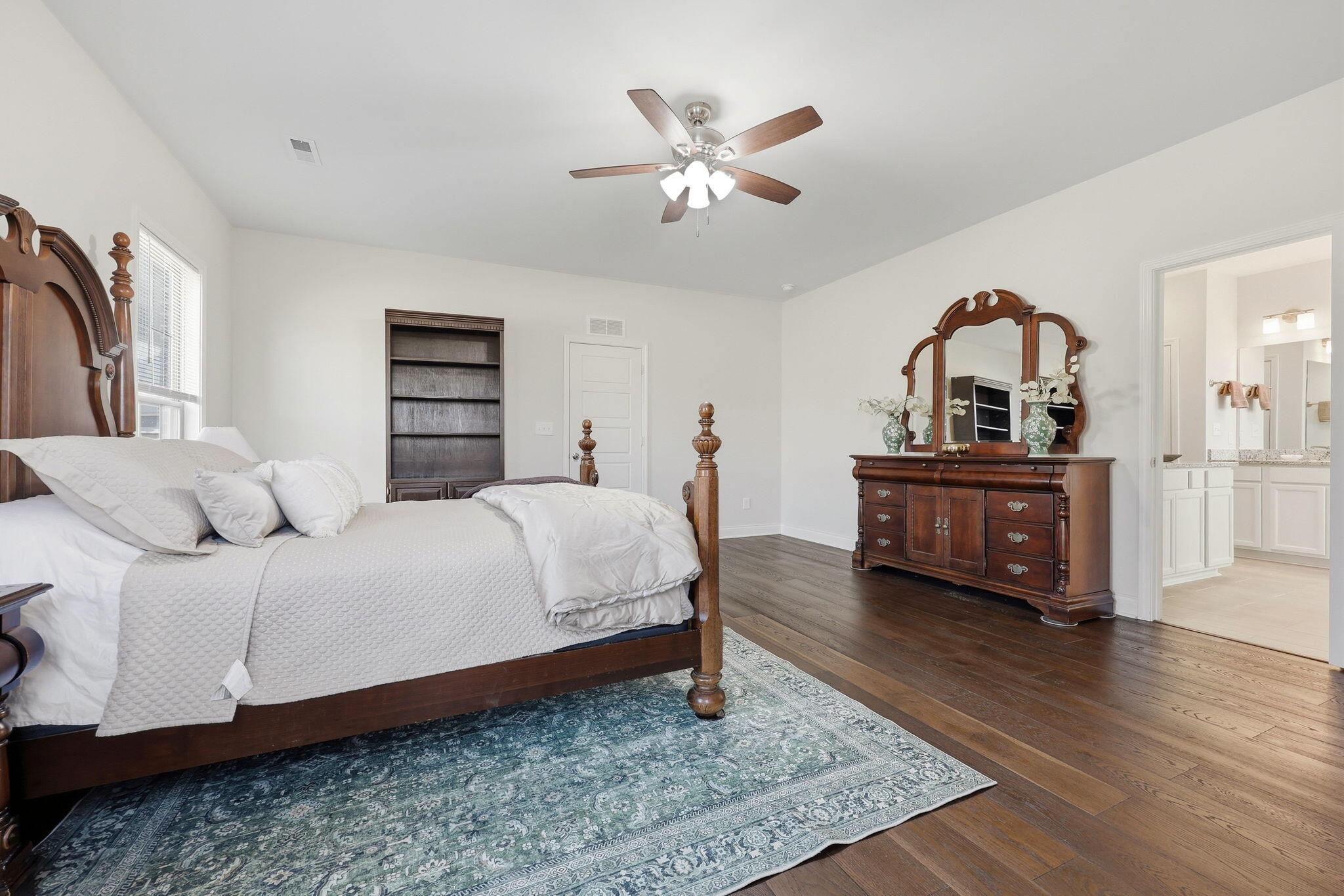 2213 Clematis Way Property Photo 38