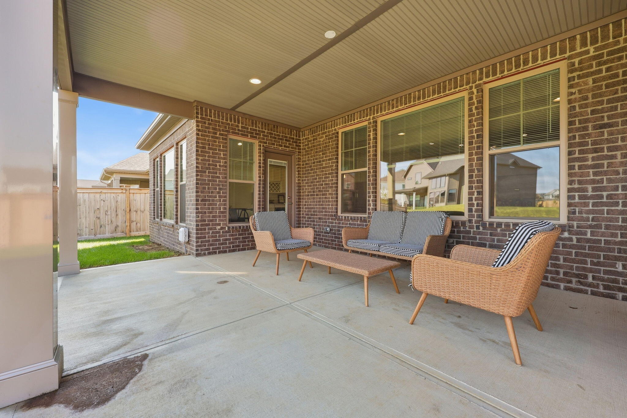 2213 Clematis Way Property Photo 43