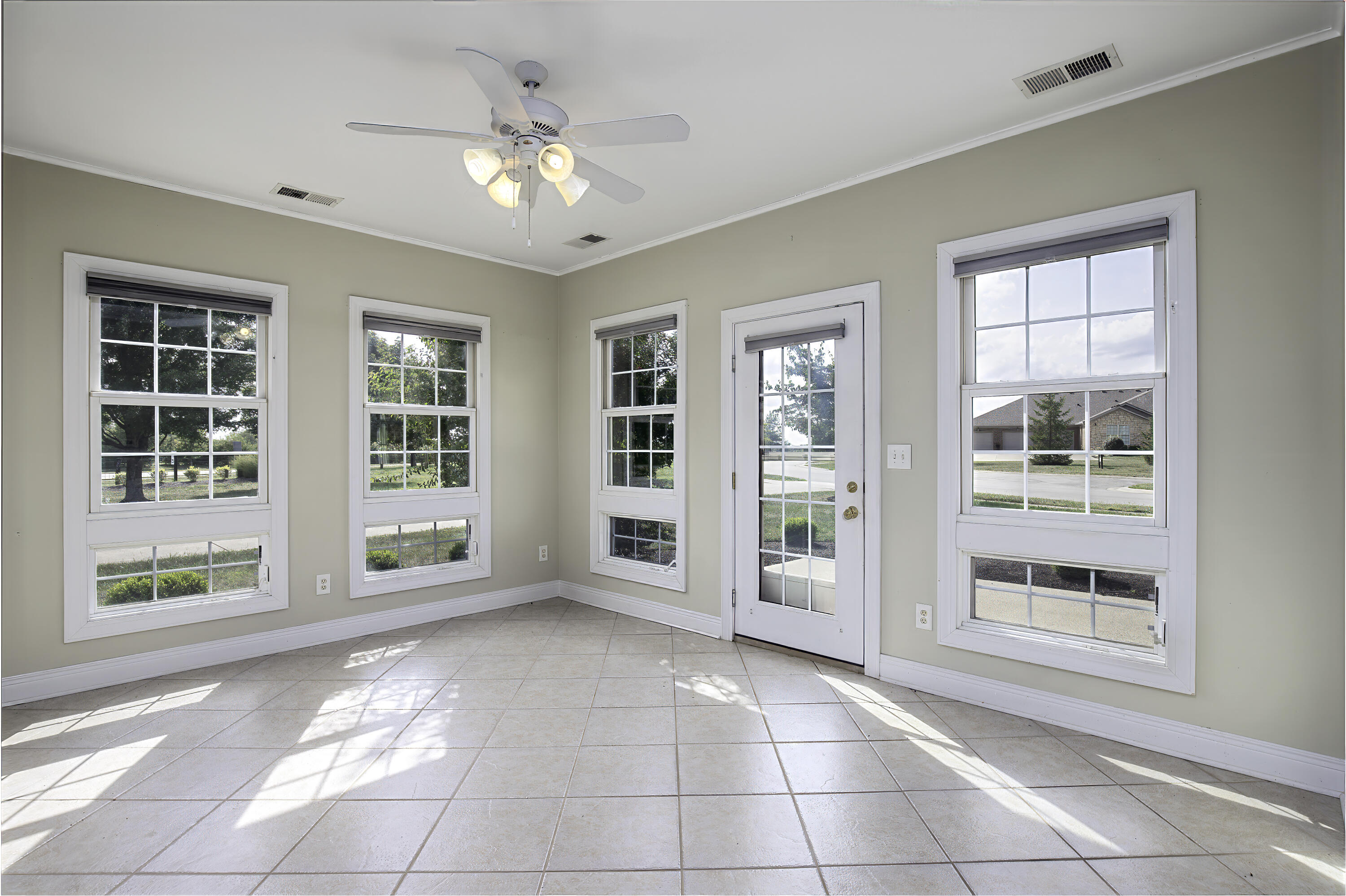 143 Rumsey Circle C Property Photo 5