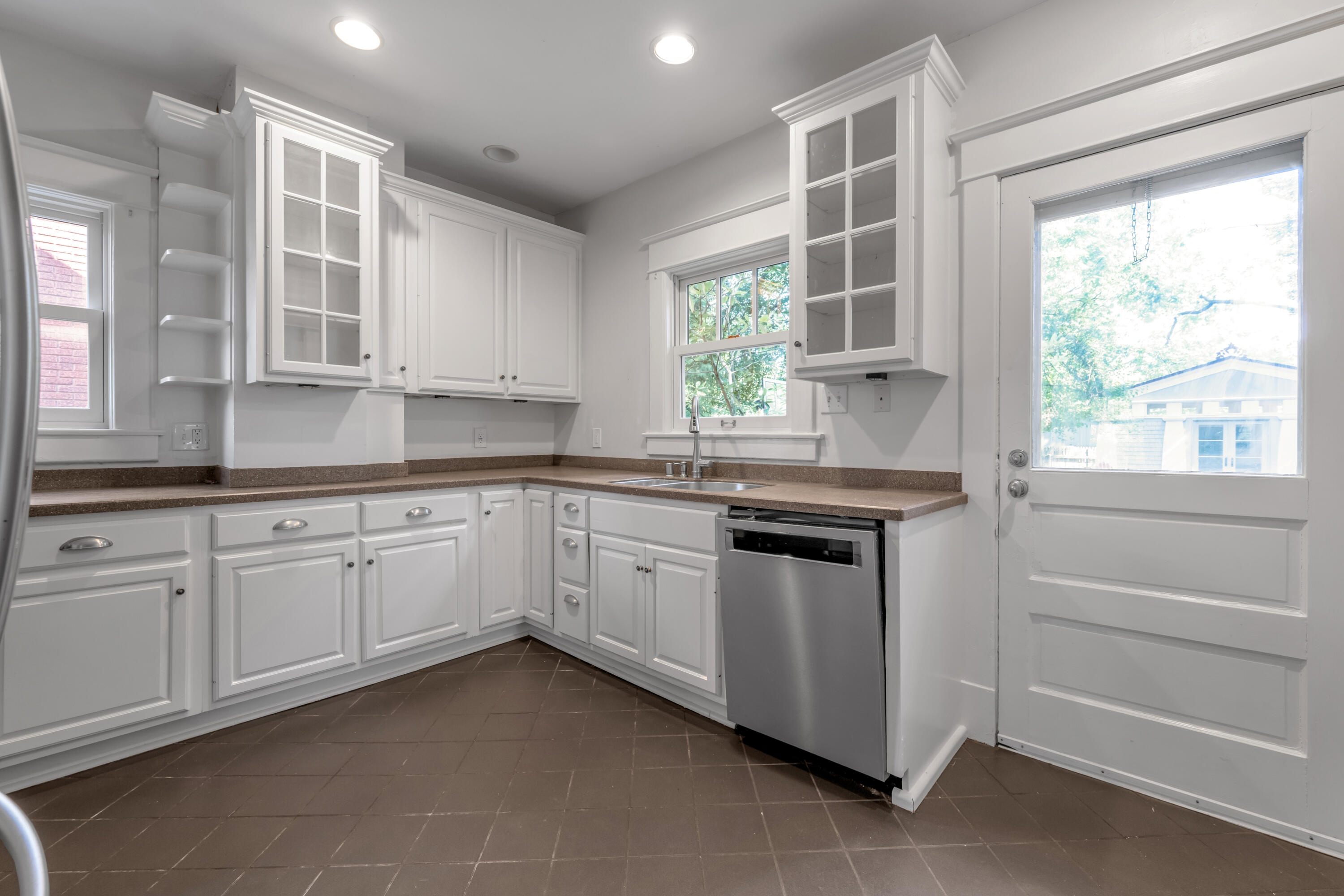 703 Bullock Place Property Photo 17