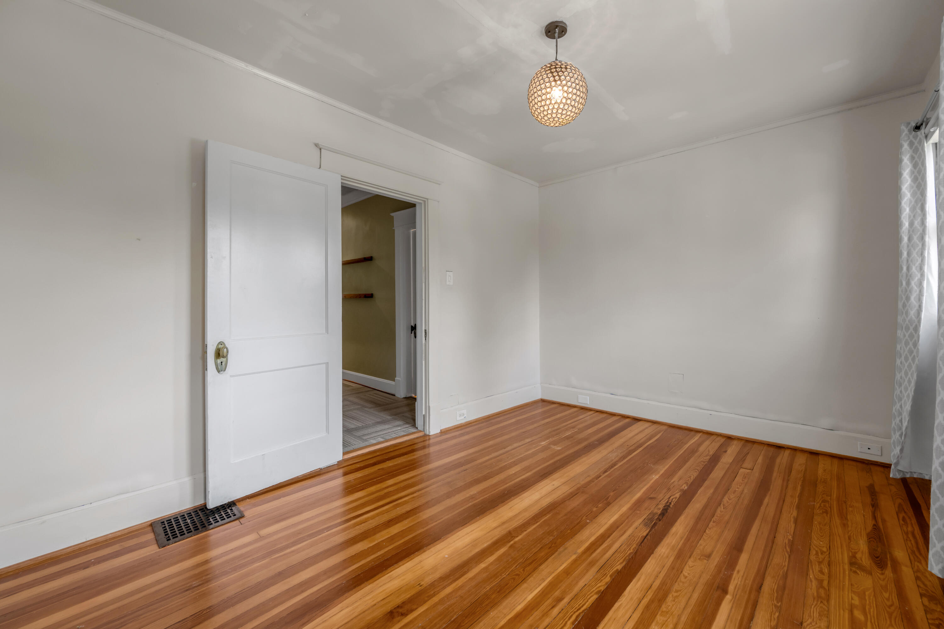 703 Bullock Place Property Photo 36