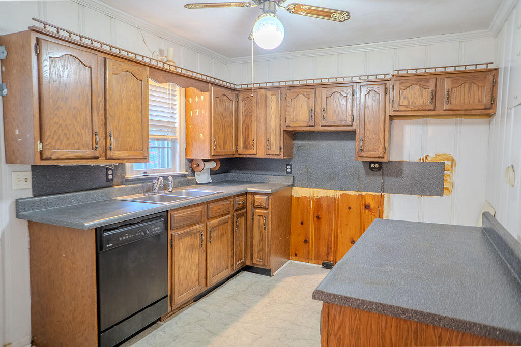 103 Bennett Court Property Photo 3