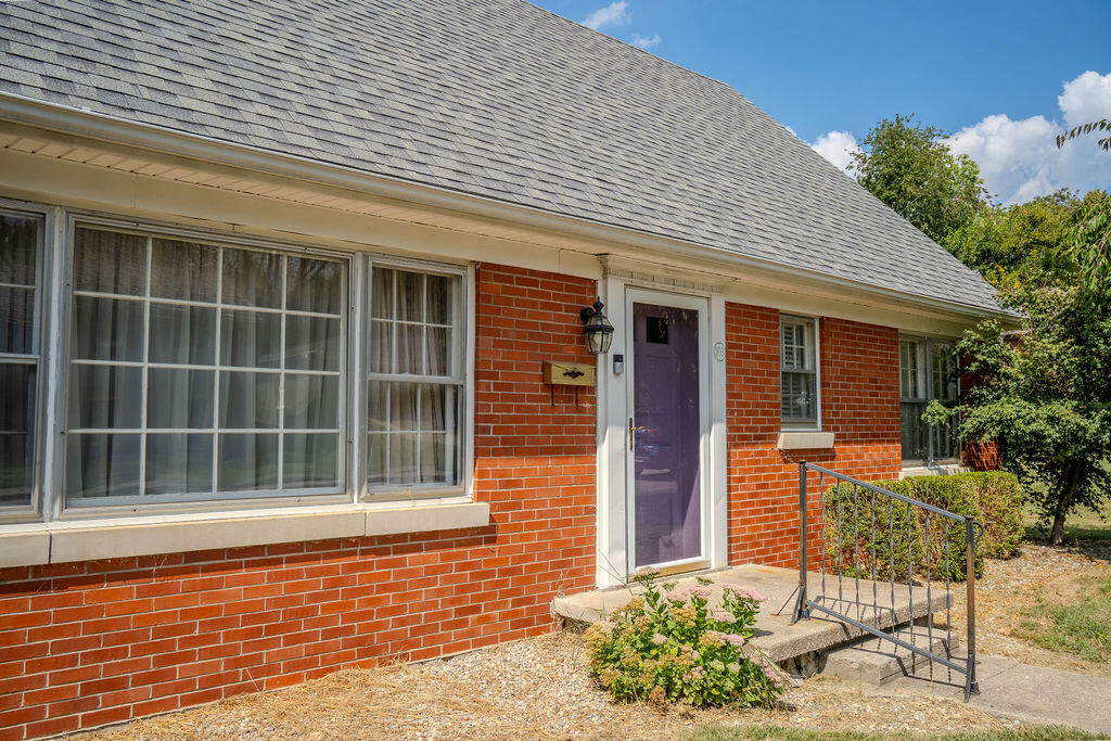 103 Bennett Court Property Photo 4