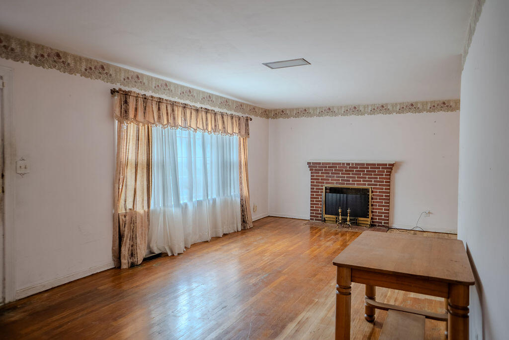 103 Bennett Court Property Photo 11