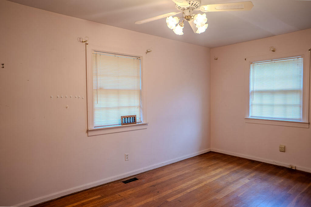 103 Bennett Court Property Photo 12