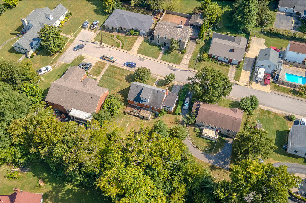 103 Bennett Court Property Photo 39