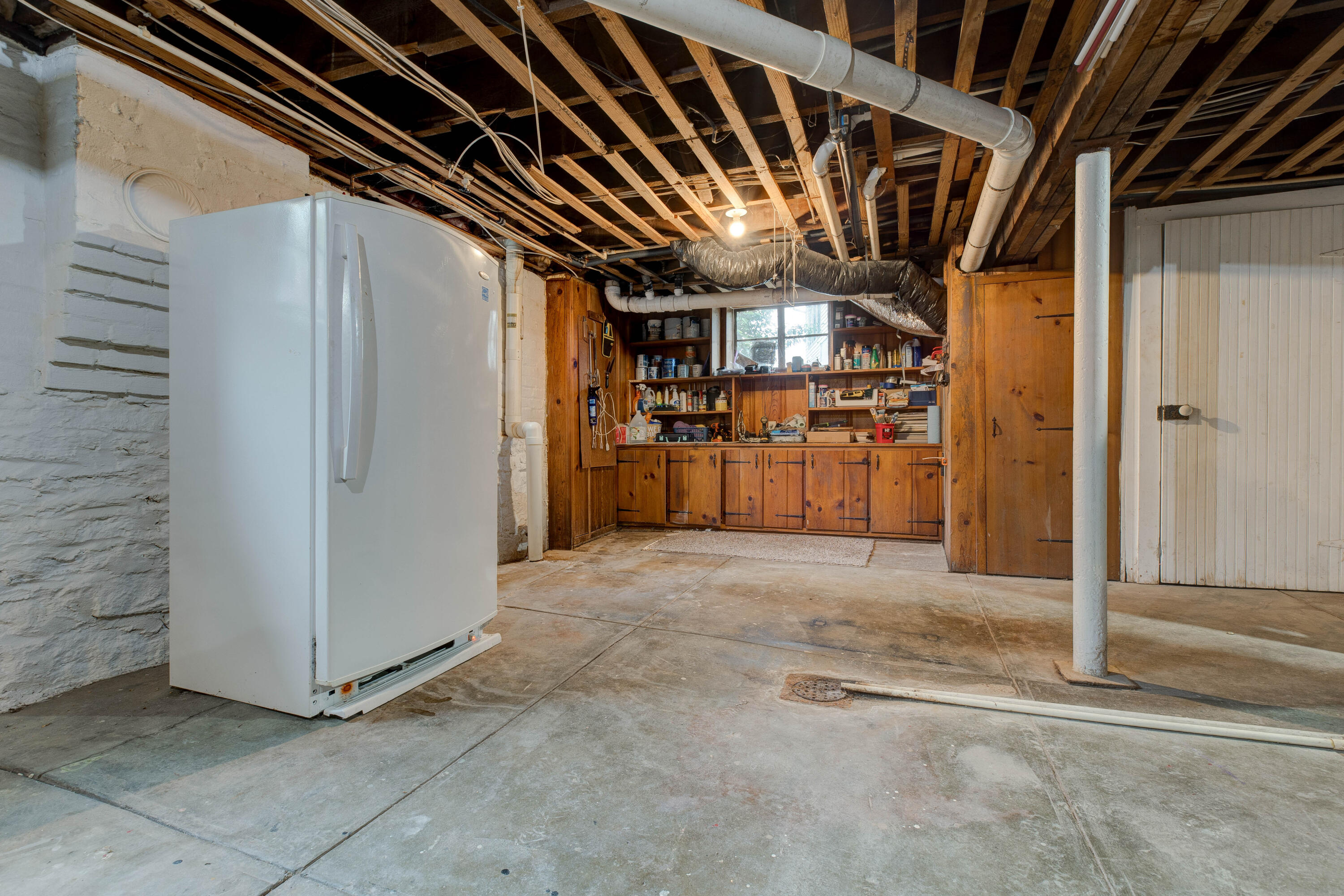 305 W Main Street Property Photo 54