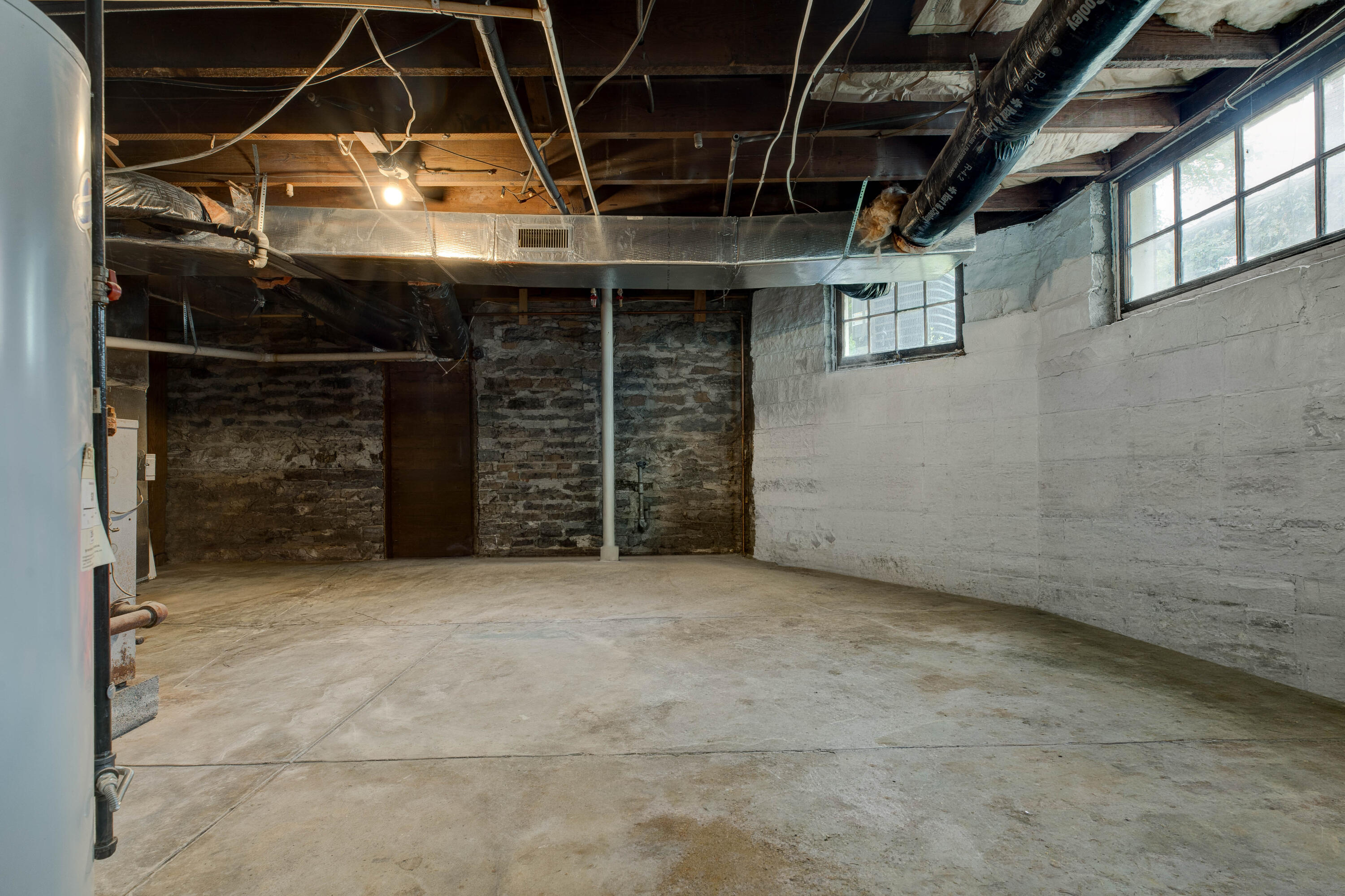 305 W Main Street Property Photo 56