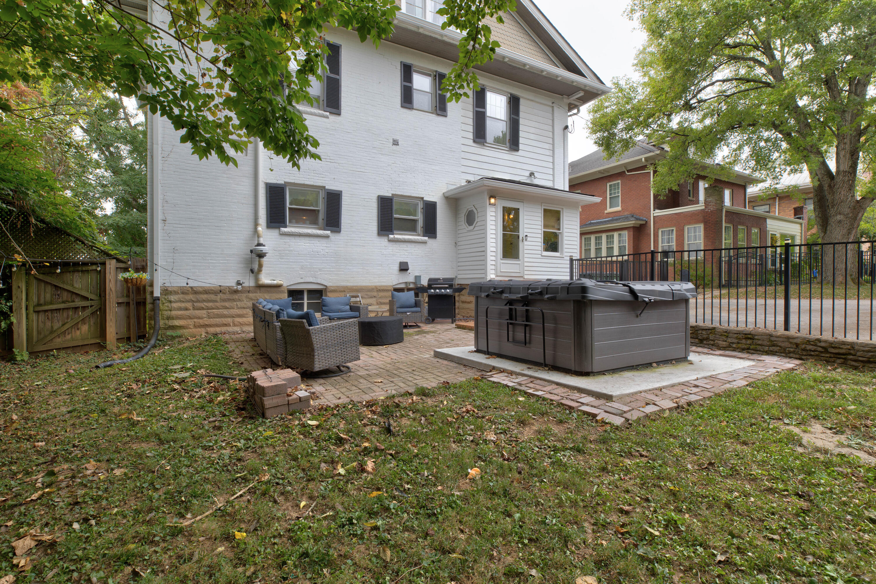 305 W Main Street Property Photo 59