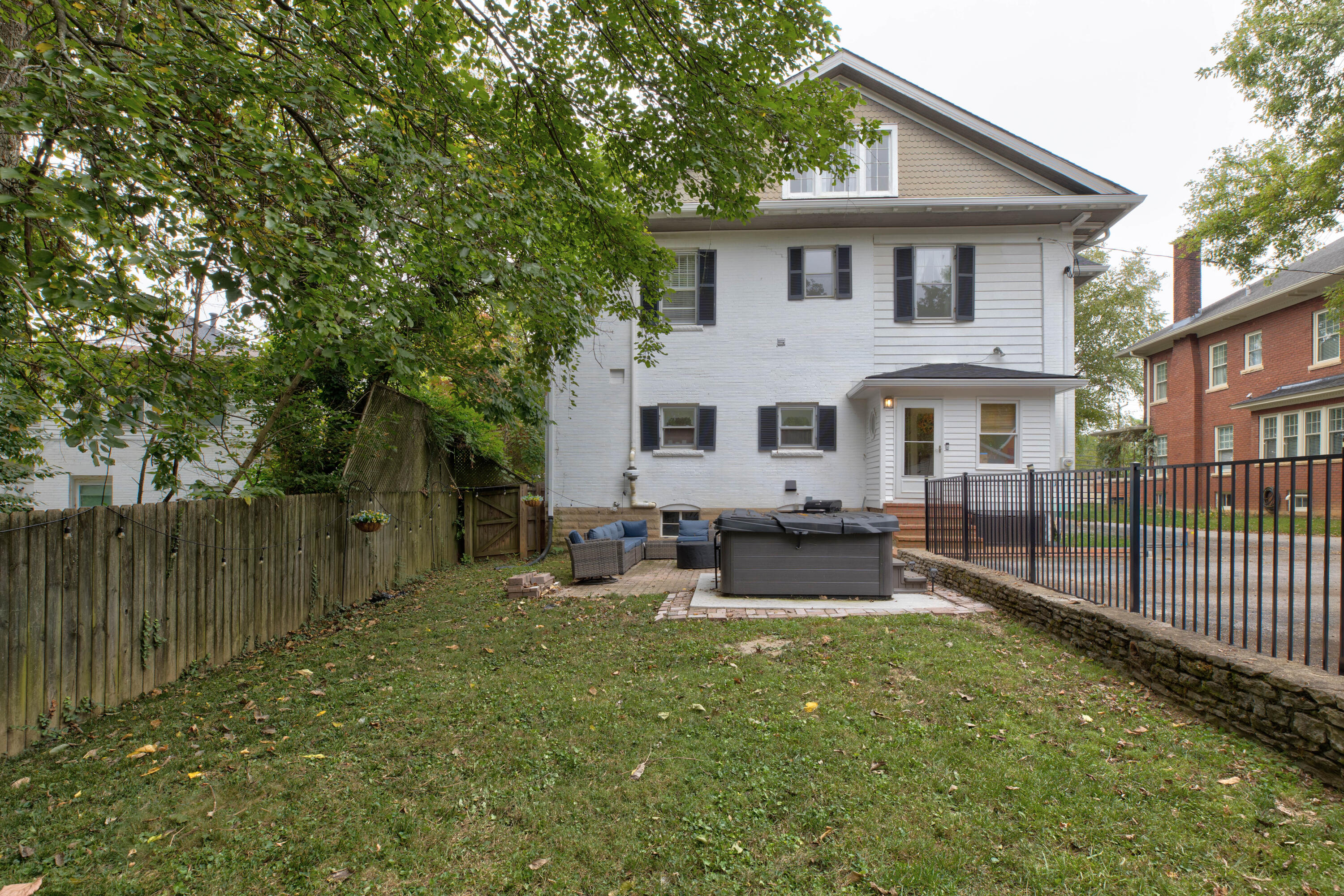 305 W Main Street Property Photo 66