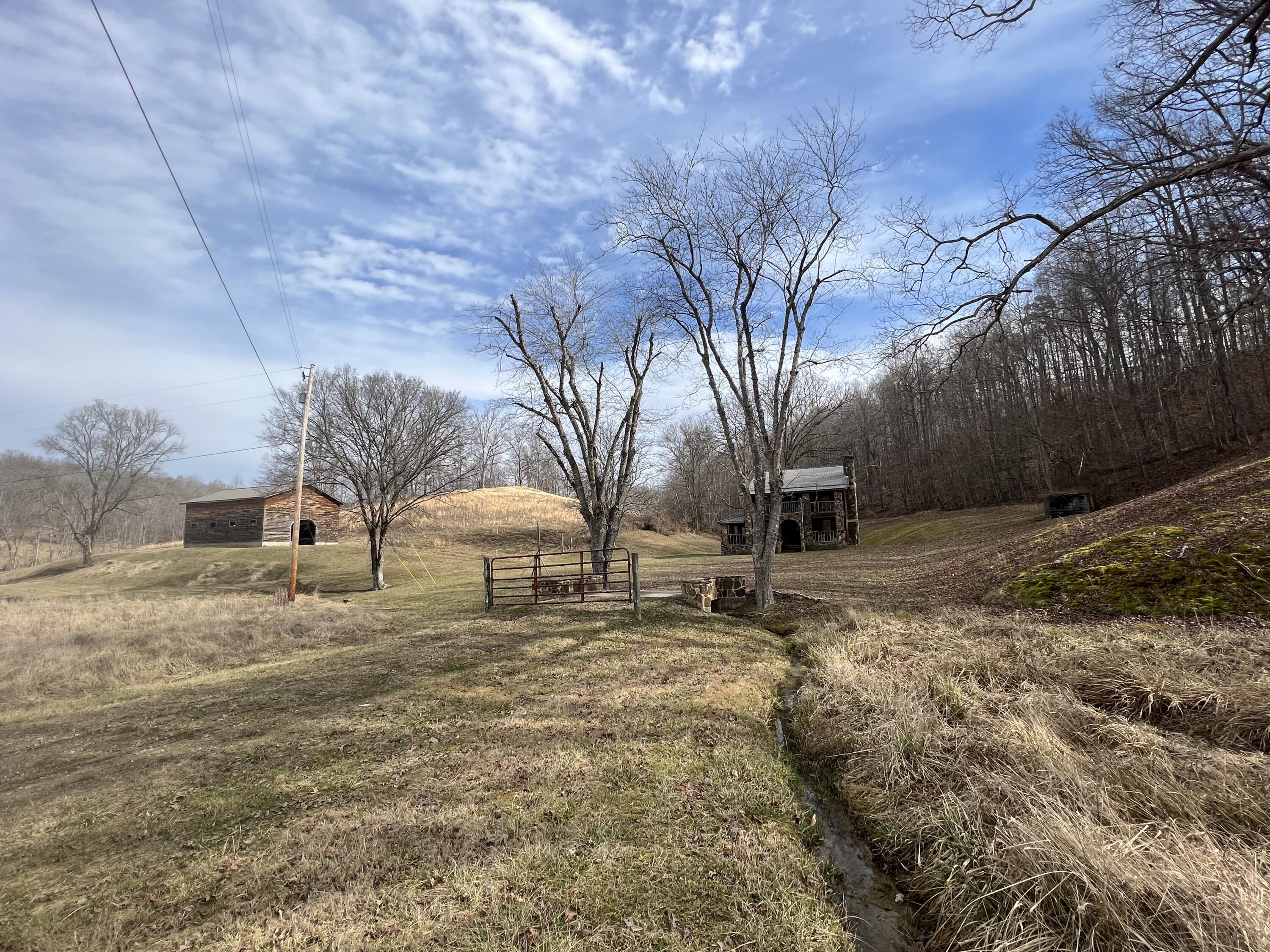 26026415 Property Photo 46