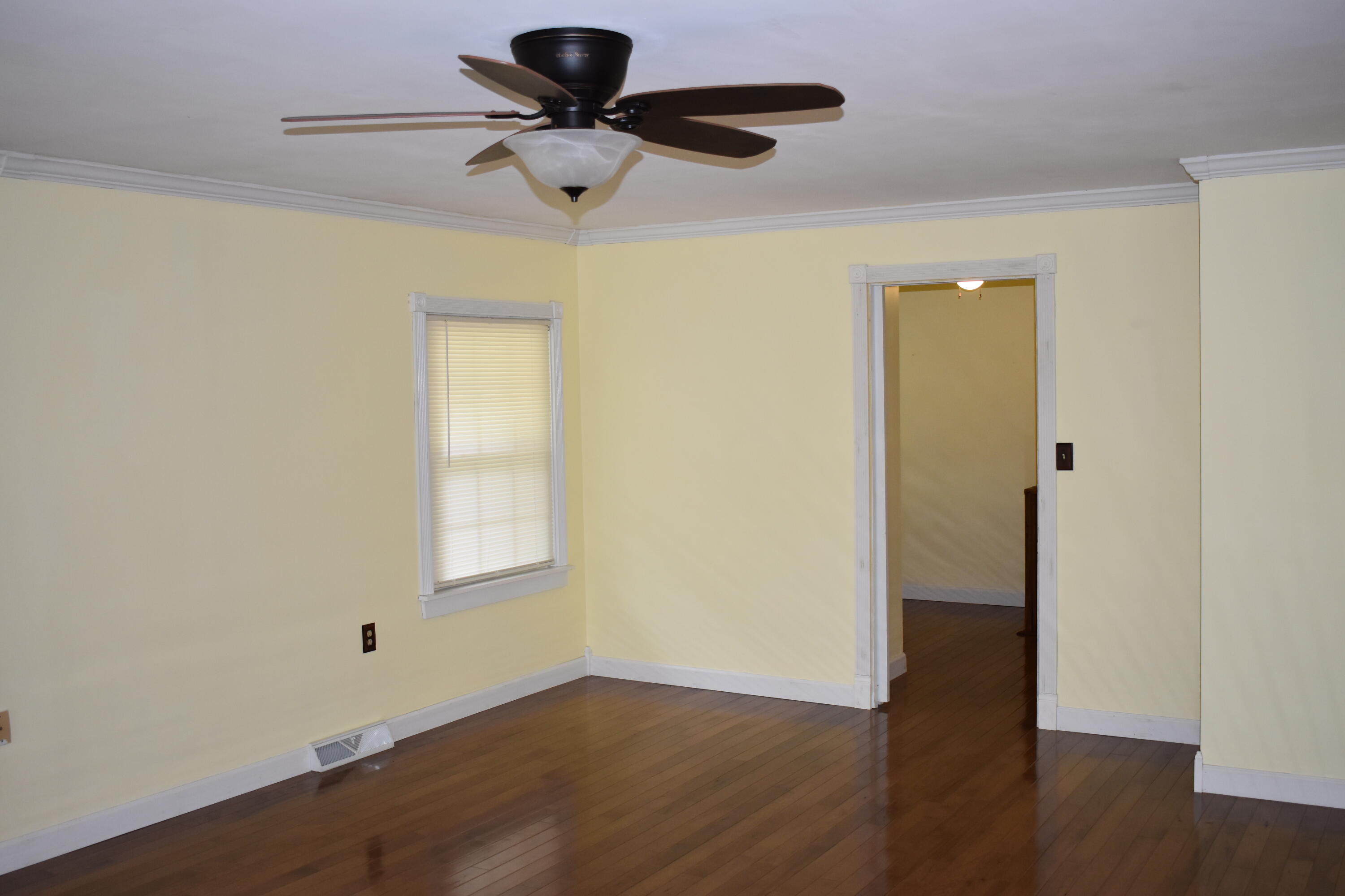 948 Kendall Road Property Photo 4