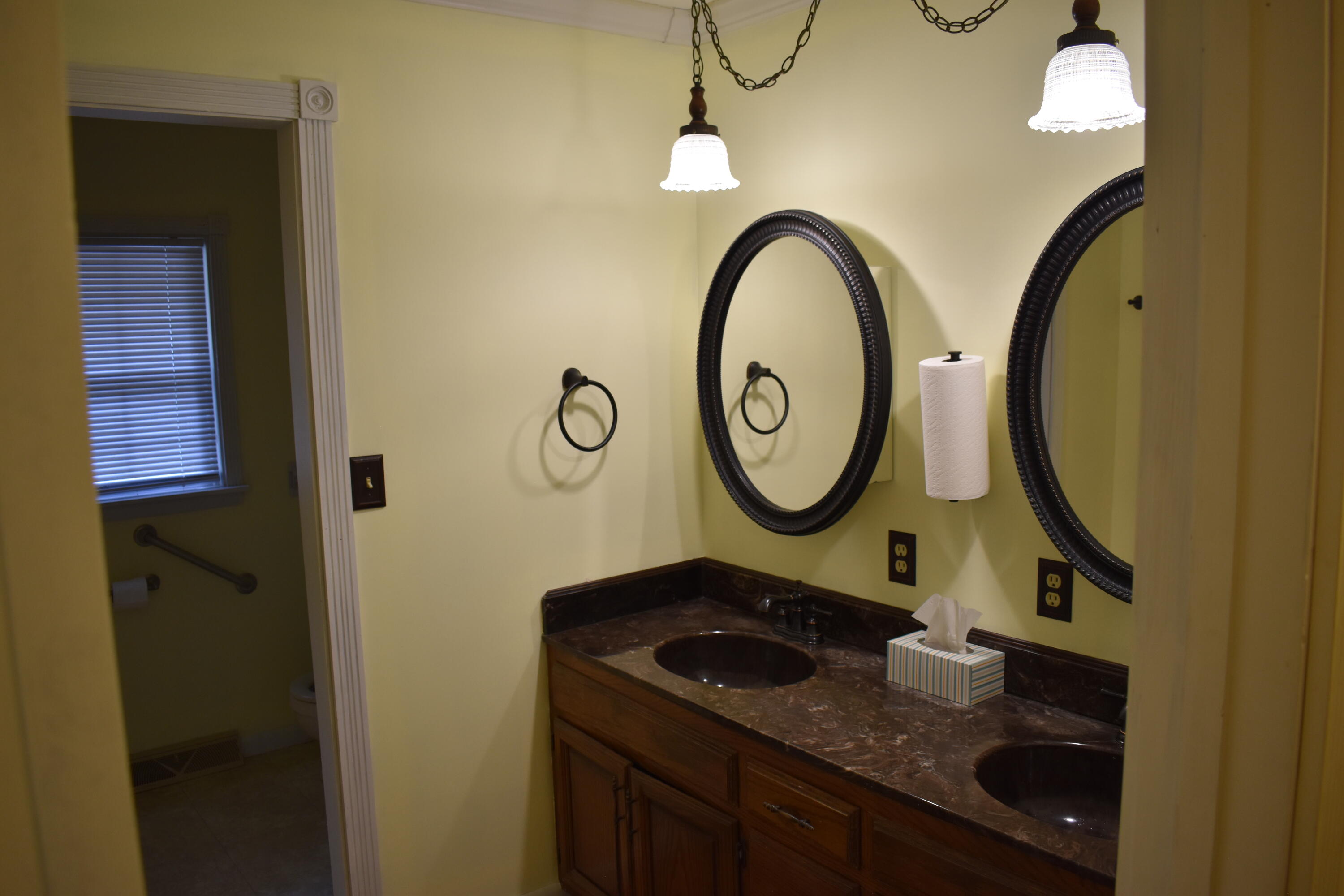 948 Kendall Road Property Photo 7