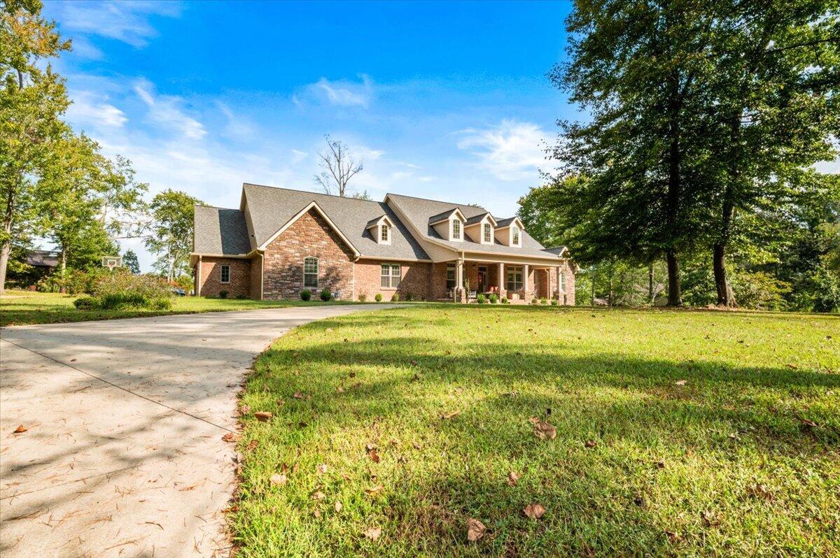 306 Combs Circle Property Photo 17