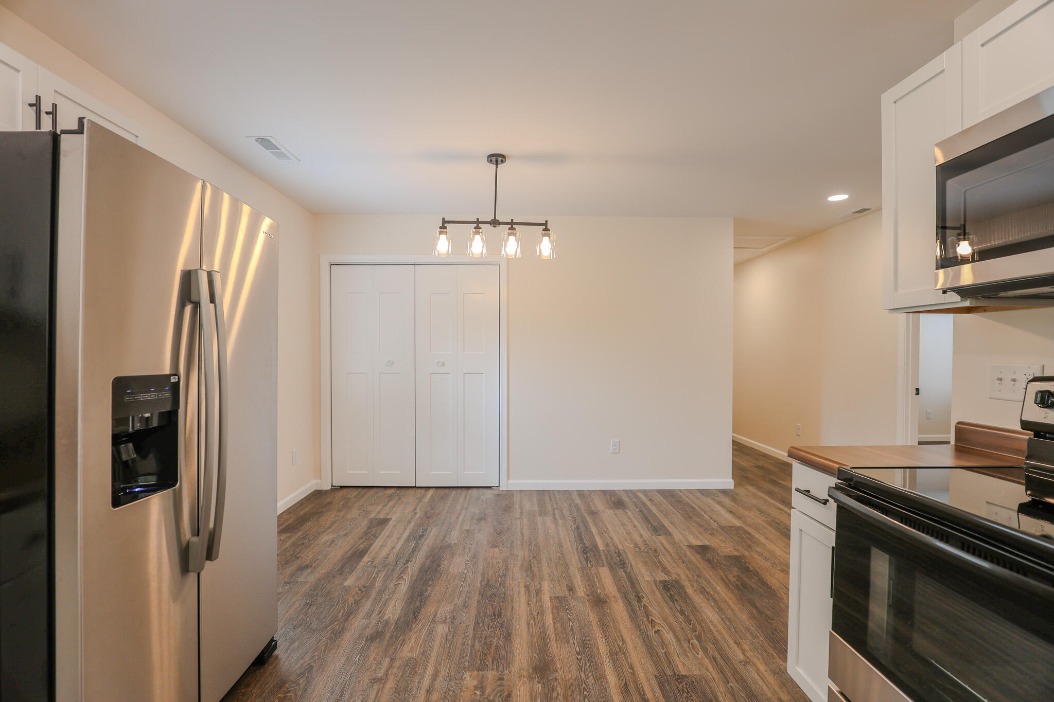 1206 Salem Avenue Property Photo 10