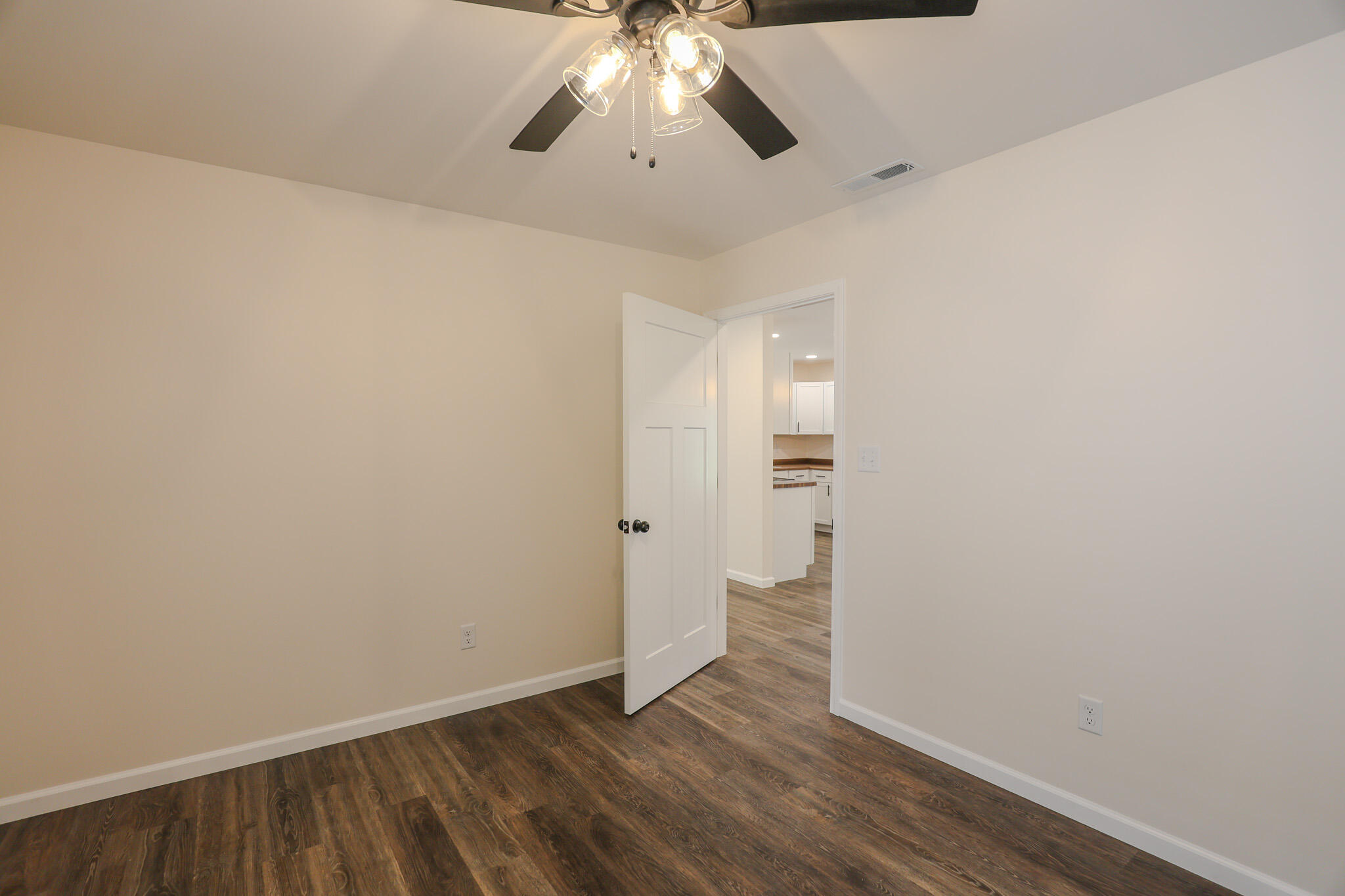 1206 Salem Avenue Property Photo 14