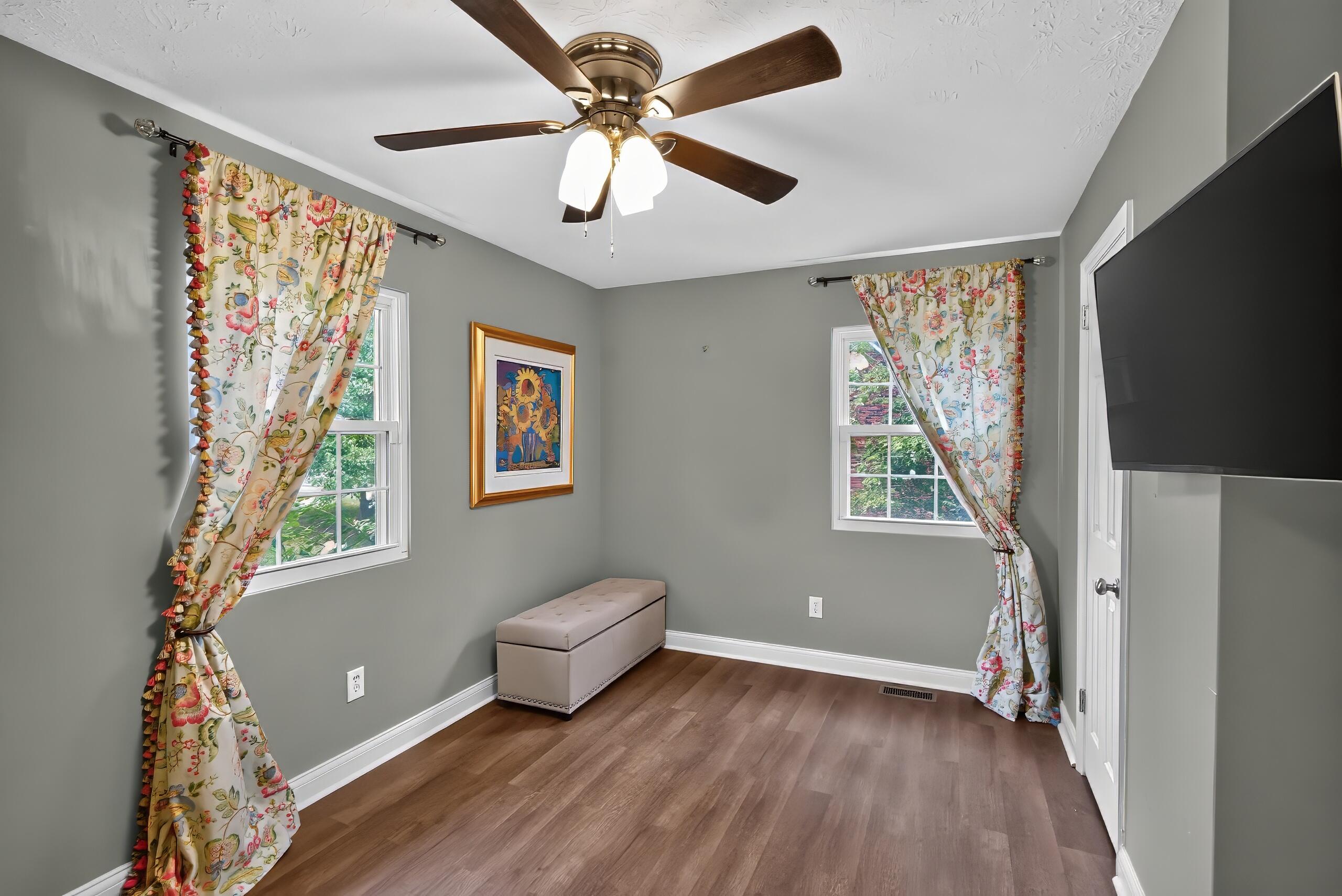 1633 Thames Drive Property Photo 13