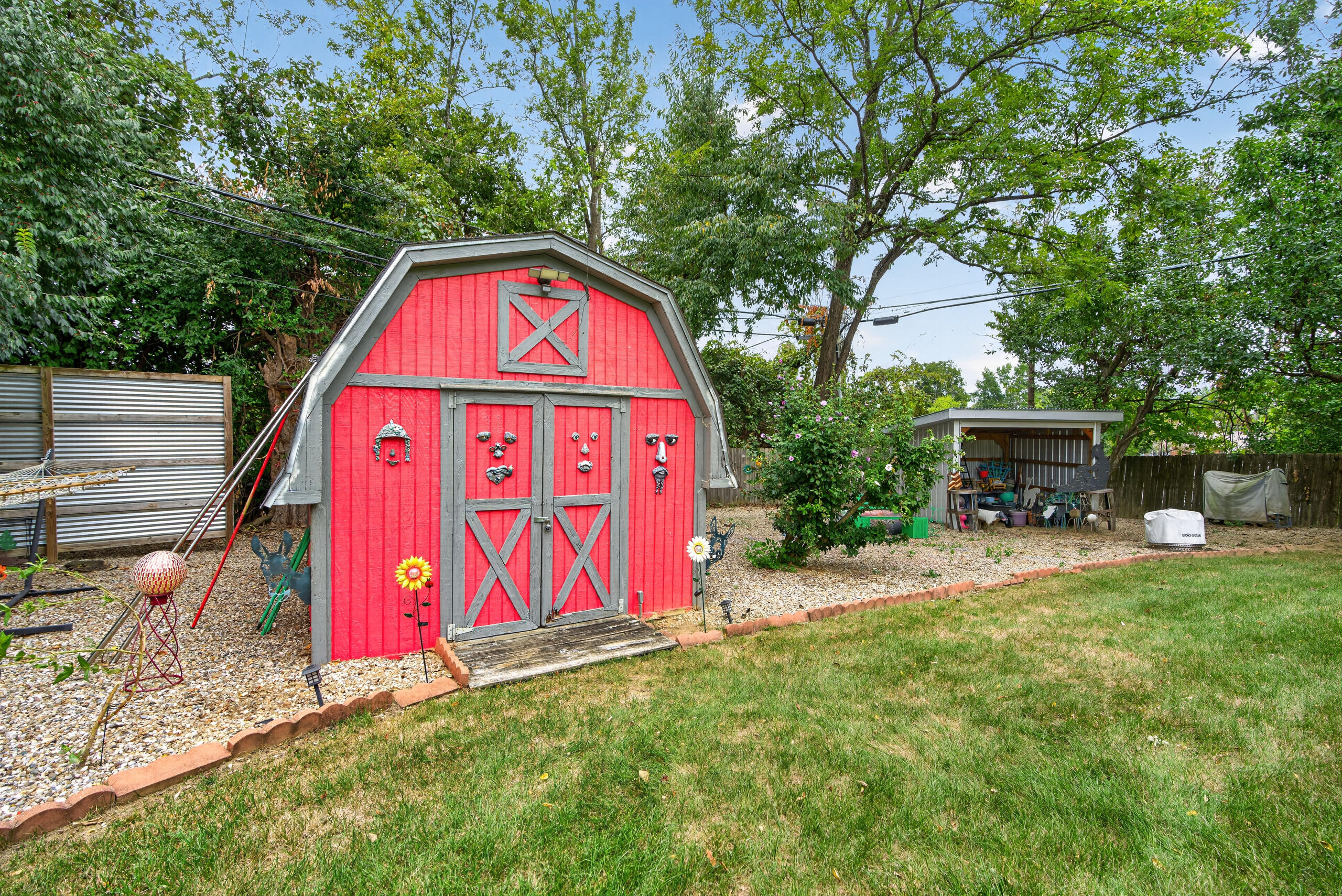 1633 Thames Drive Property Photo 27