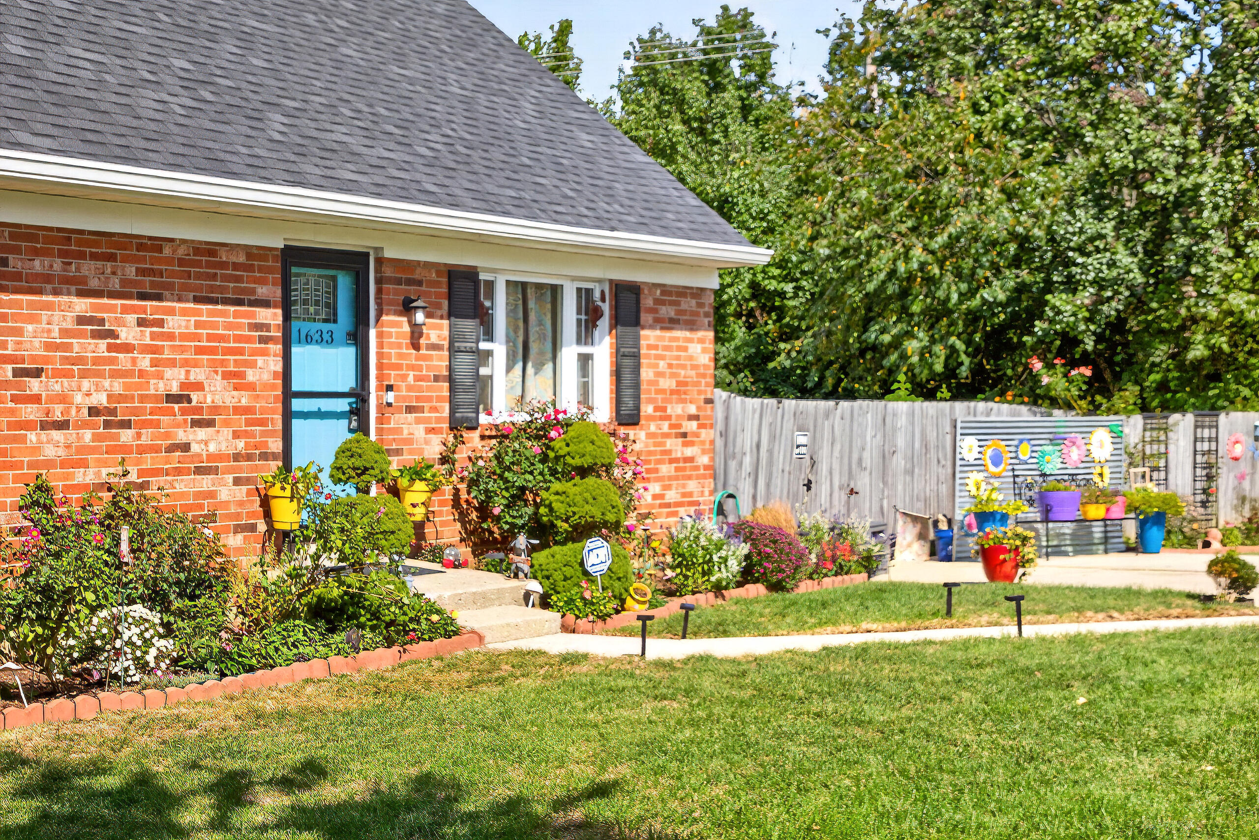 1633 Thames Drive Property Photo 36