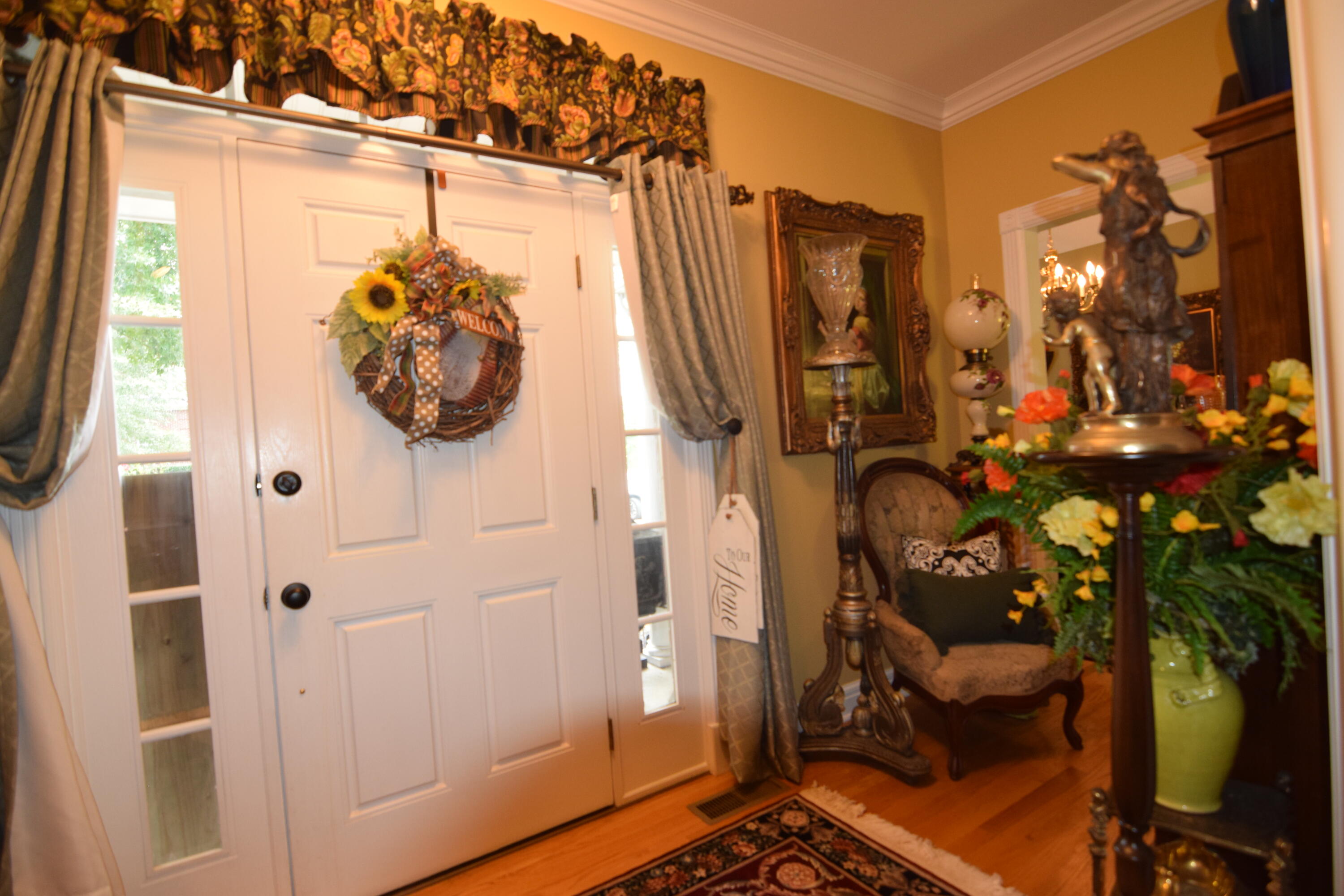 405 Ashcreek Road Property Photo 8