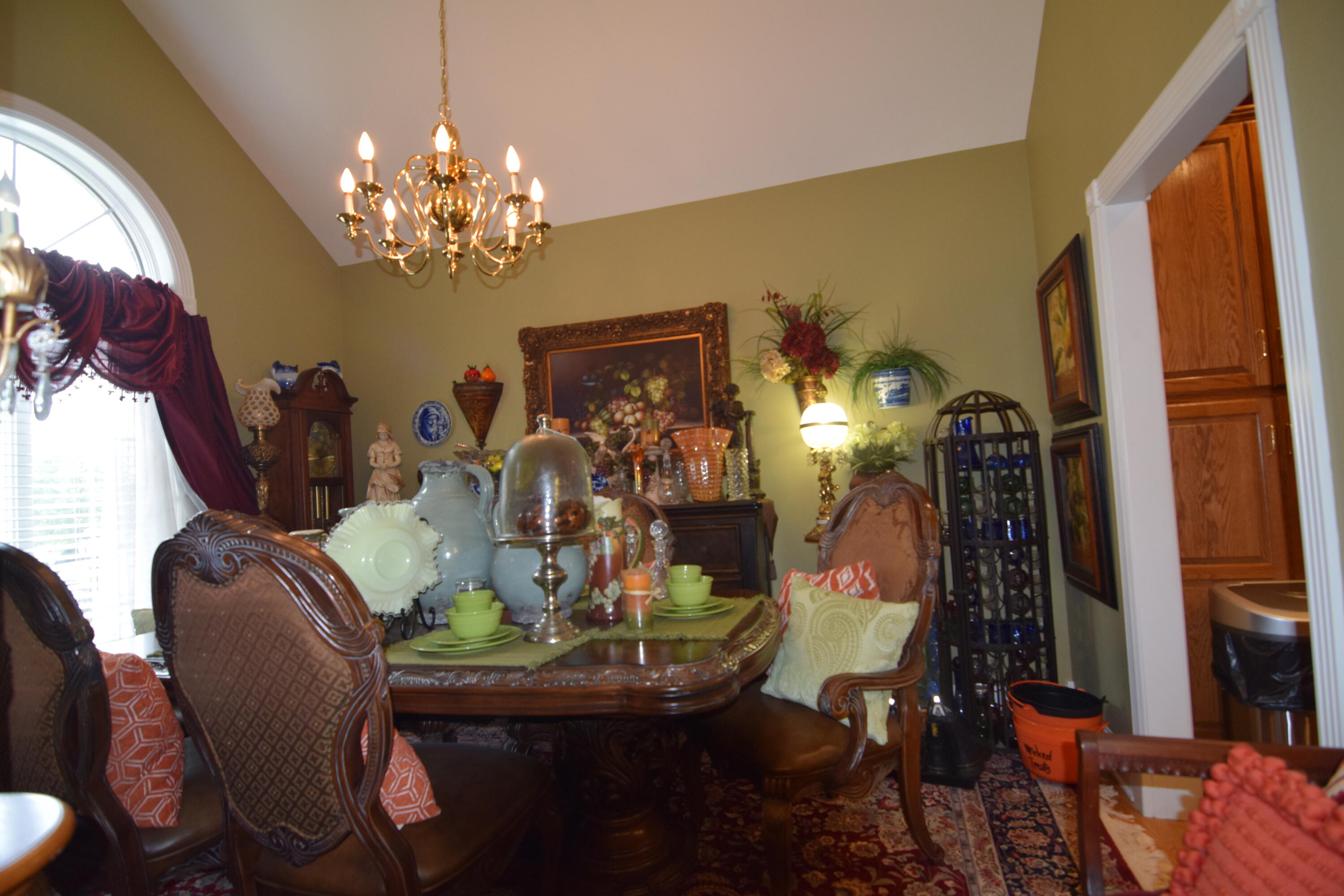 405 Ashcreek Road Property Photo 12