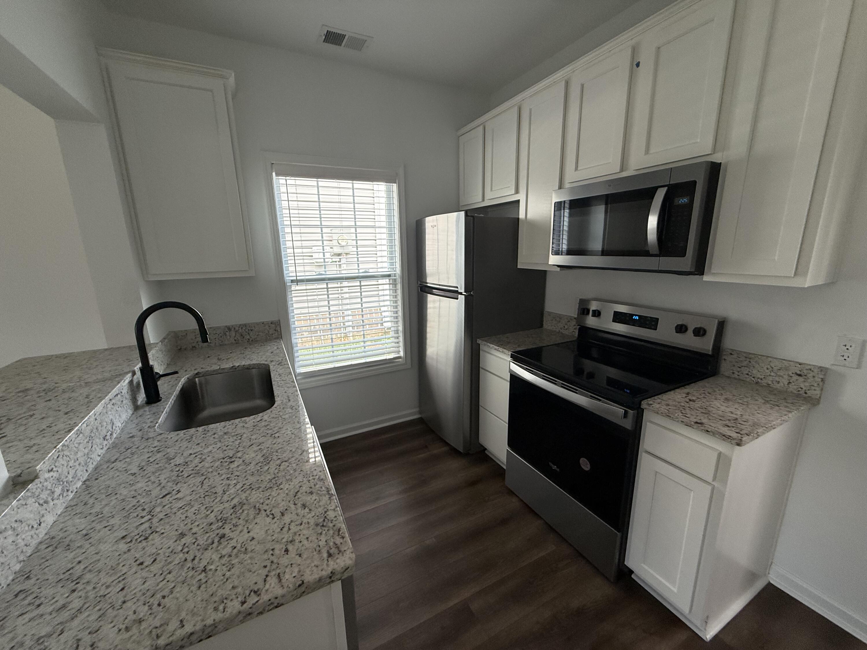 109 Harvest Bend Trail Property Photo 4