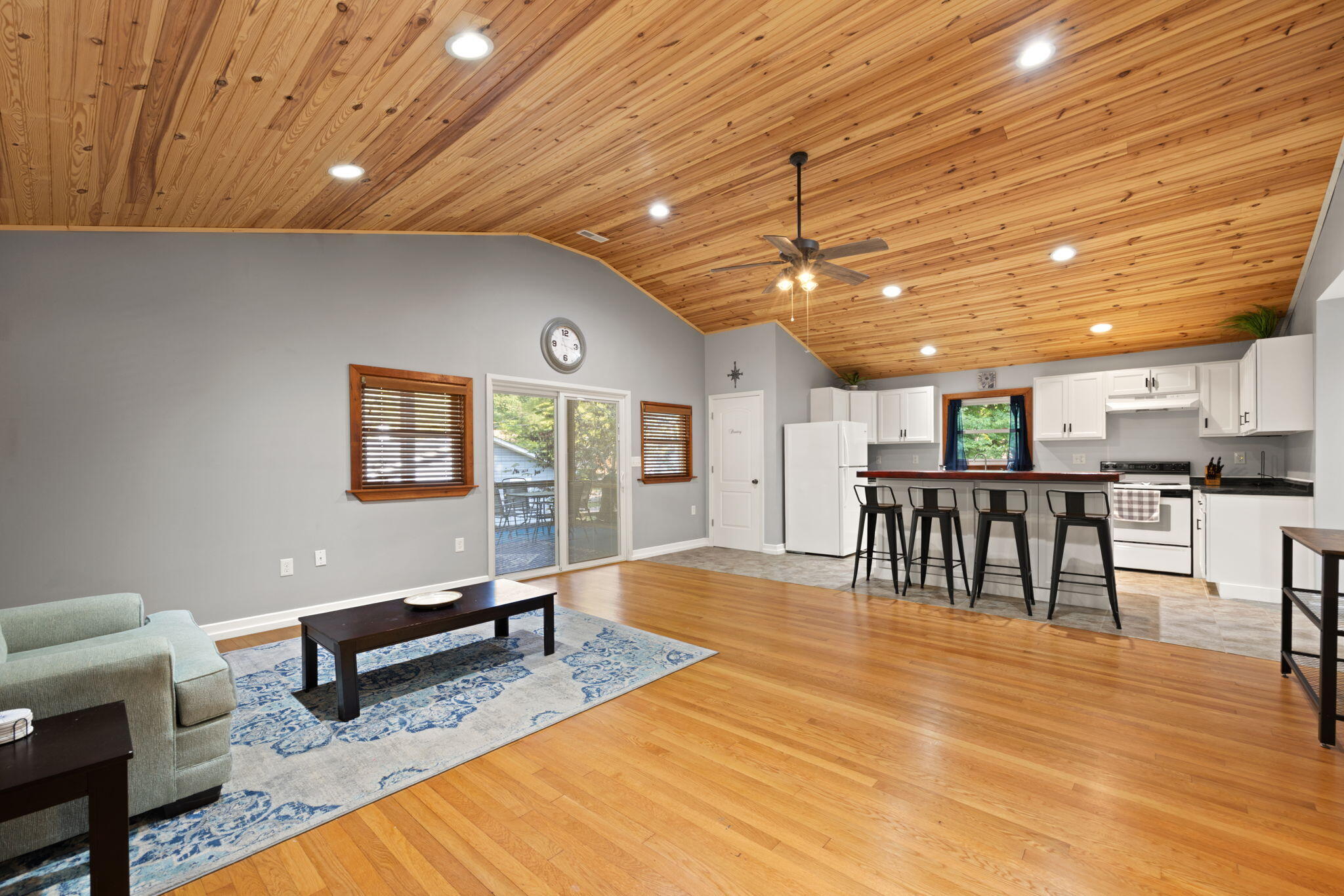 1510 Fins And Feathers Road Property Photo 4