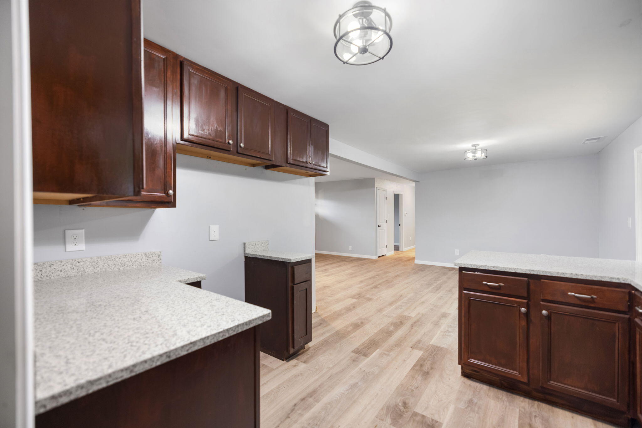 6847 Campton Road Property Photo 6